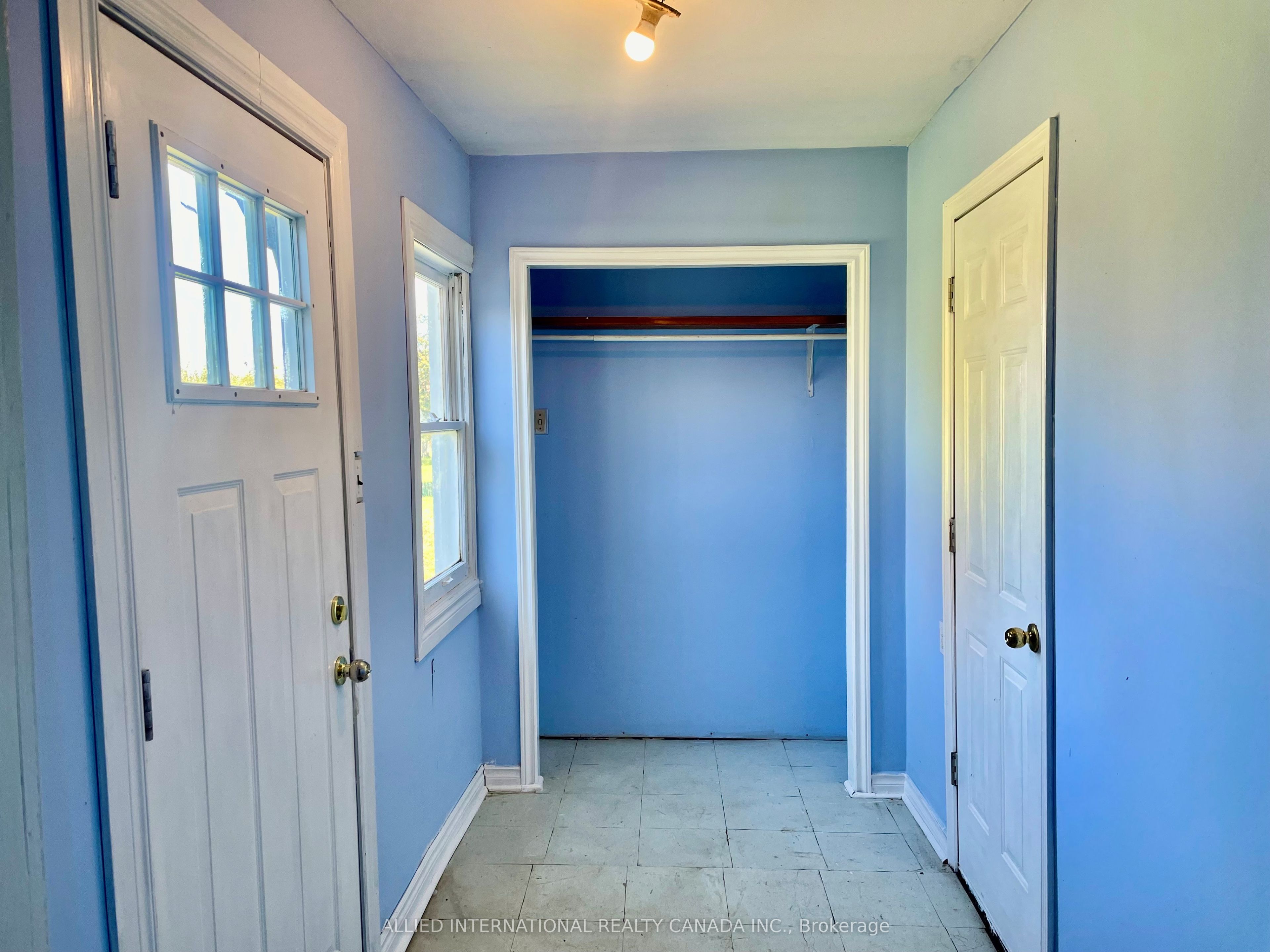 537 Burr Road Property Photo 33