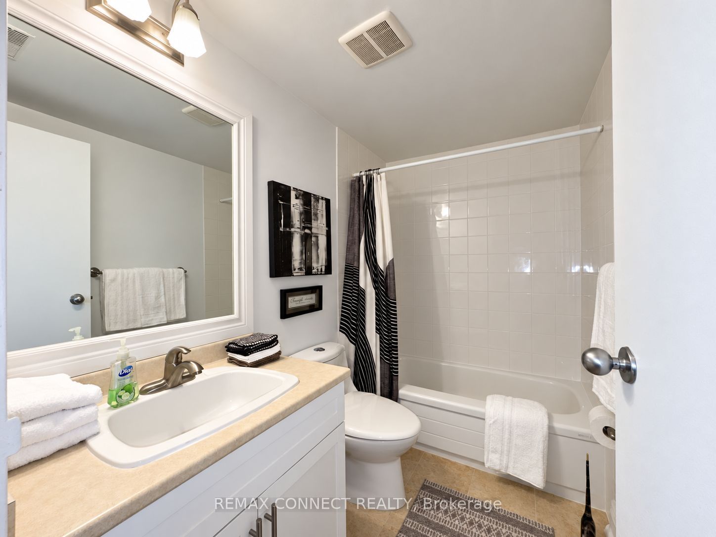 4872 Valley Way 303 Property Photo 15
