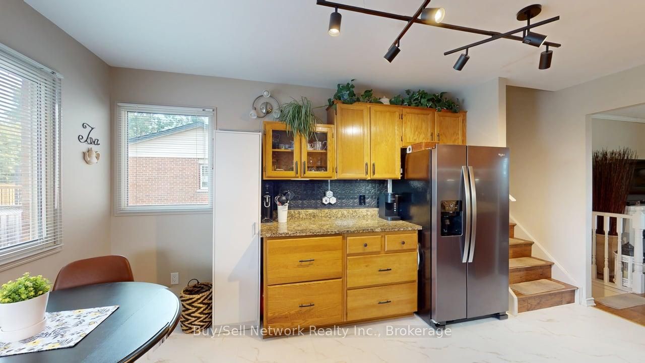 2255 Denure Drive Property Photo 7