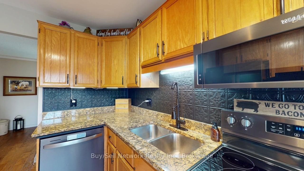 2255 Denure Drive Property Photo 8