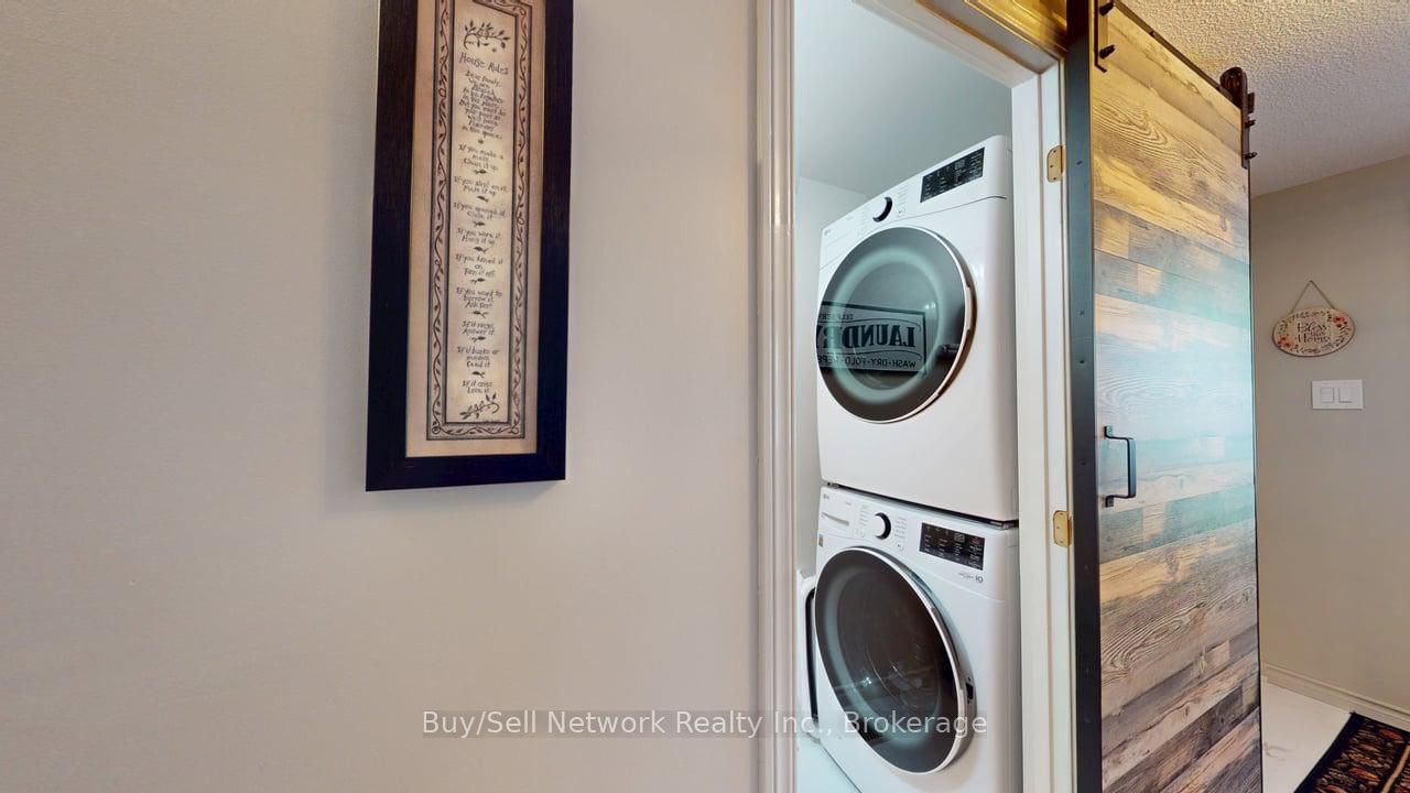 2255 Denure Drive Property Photo 18