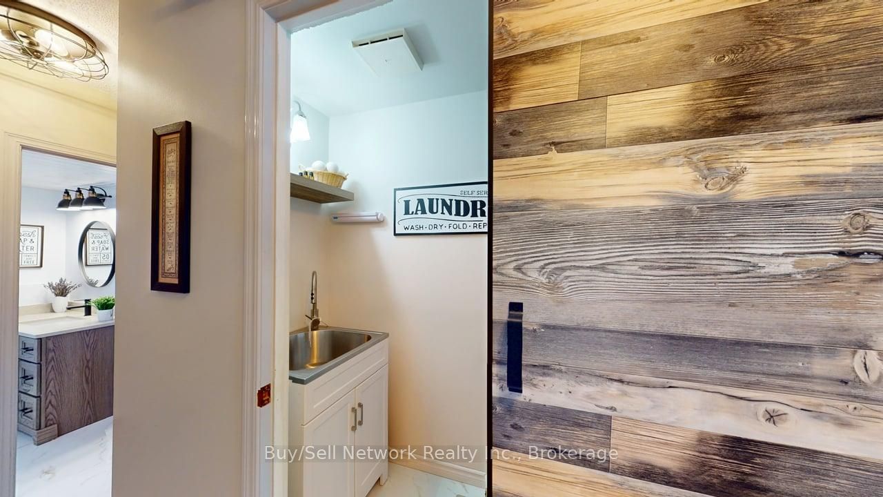 2255 Denure Drive Property Photo 19