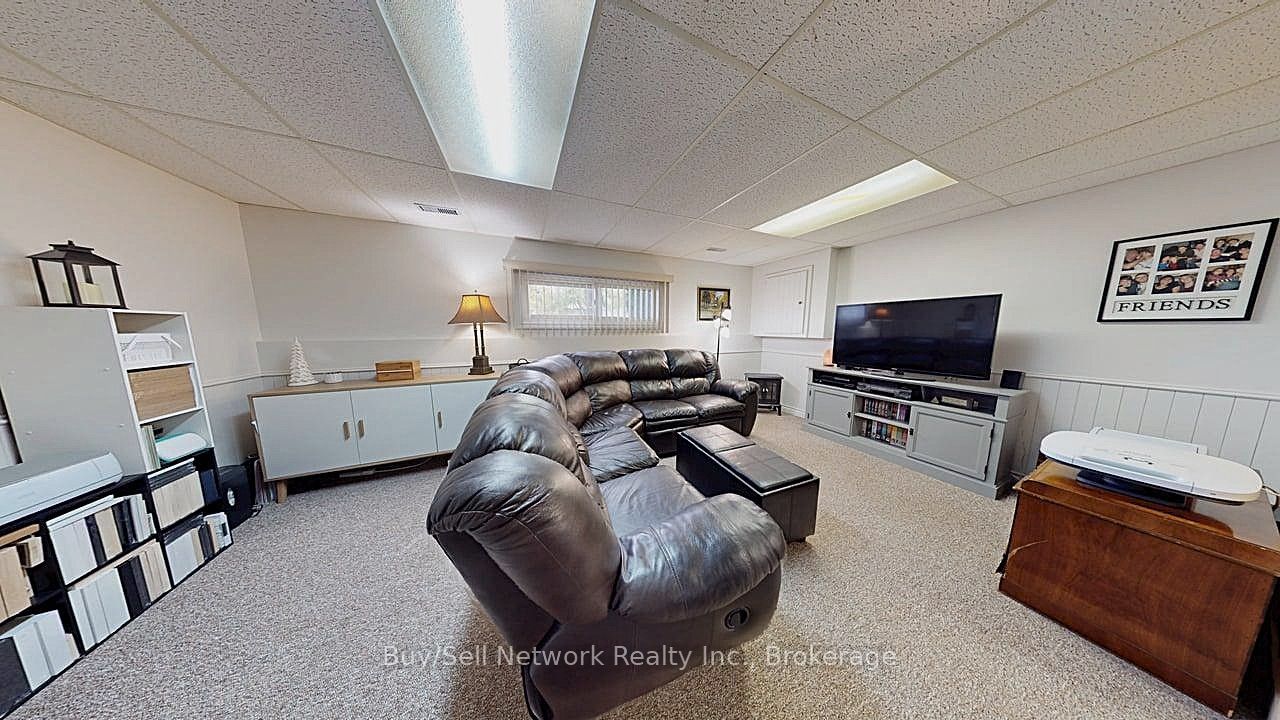 2255 Denure Drive Property Photo 30