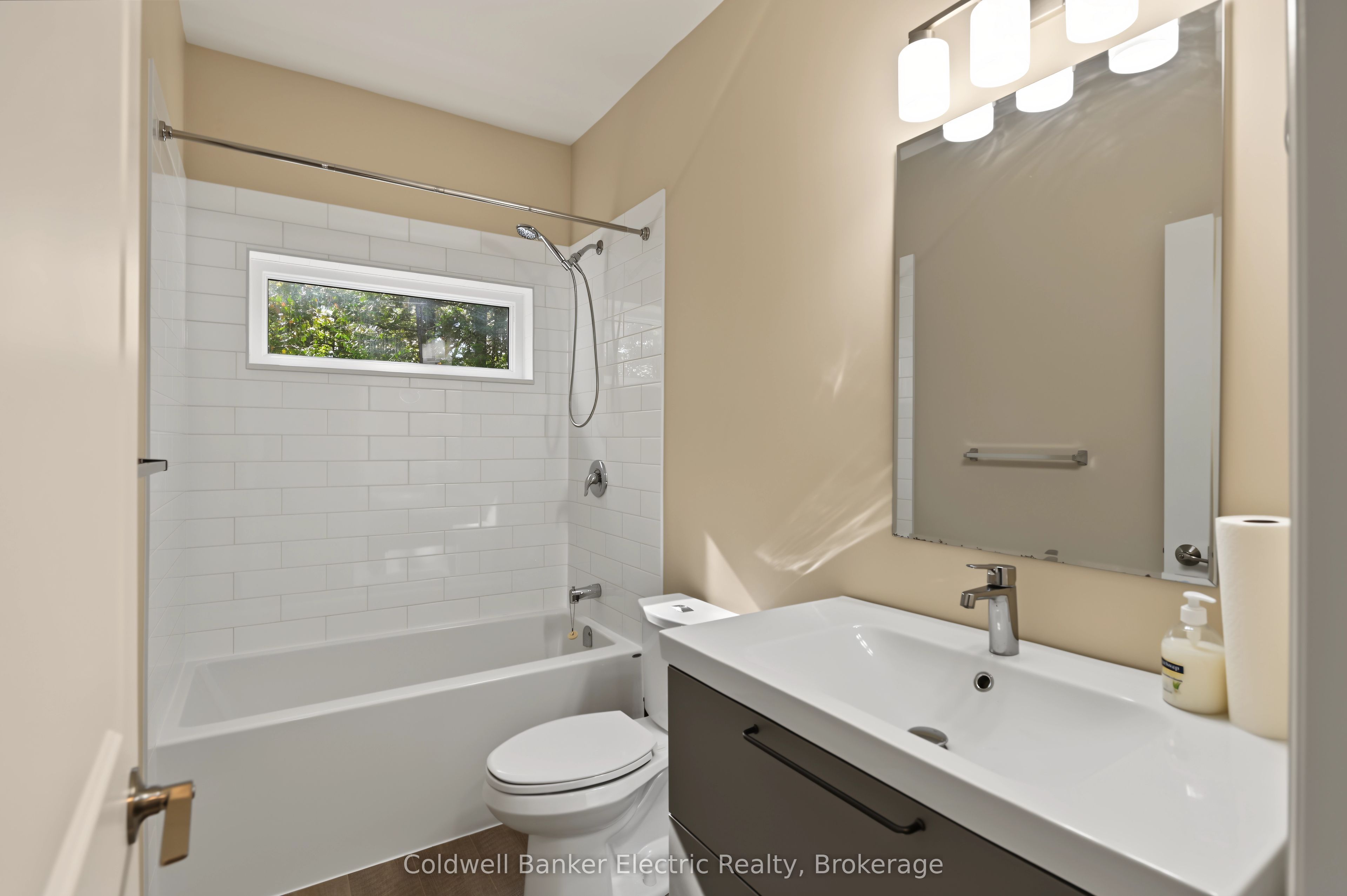 1420 Drysdale Road Property Photo 18