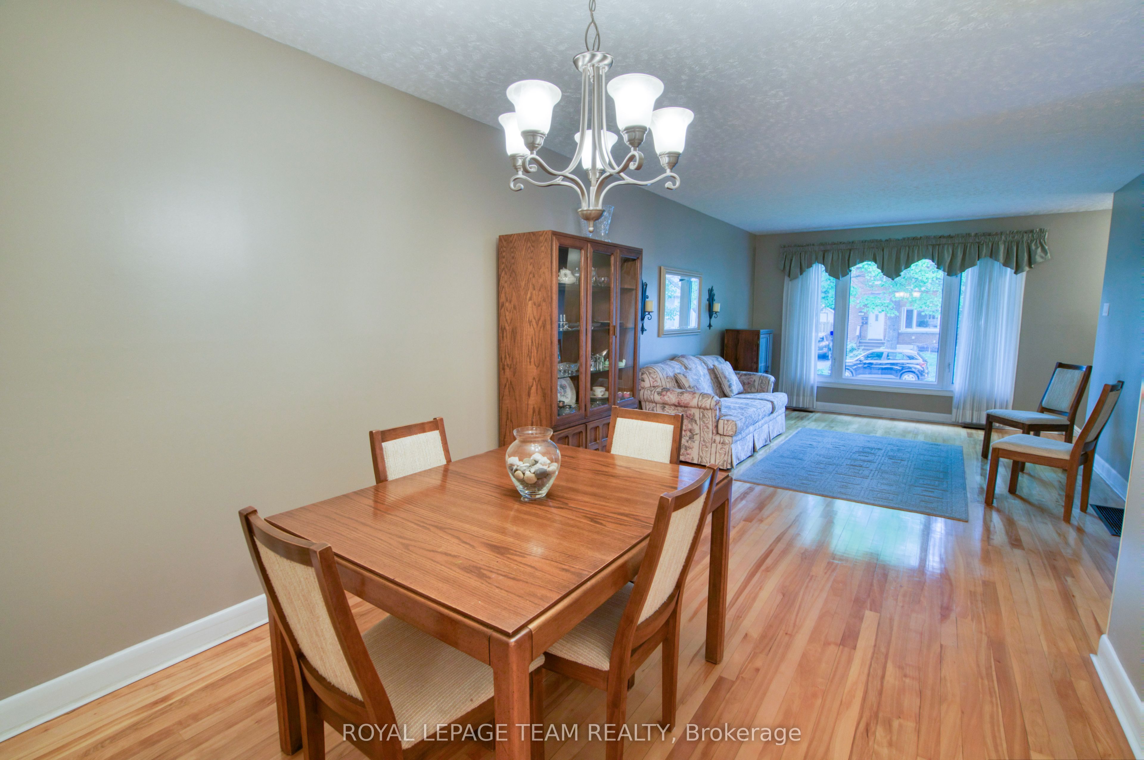1072 Aldea Avenue Property Photo 6