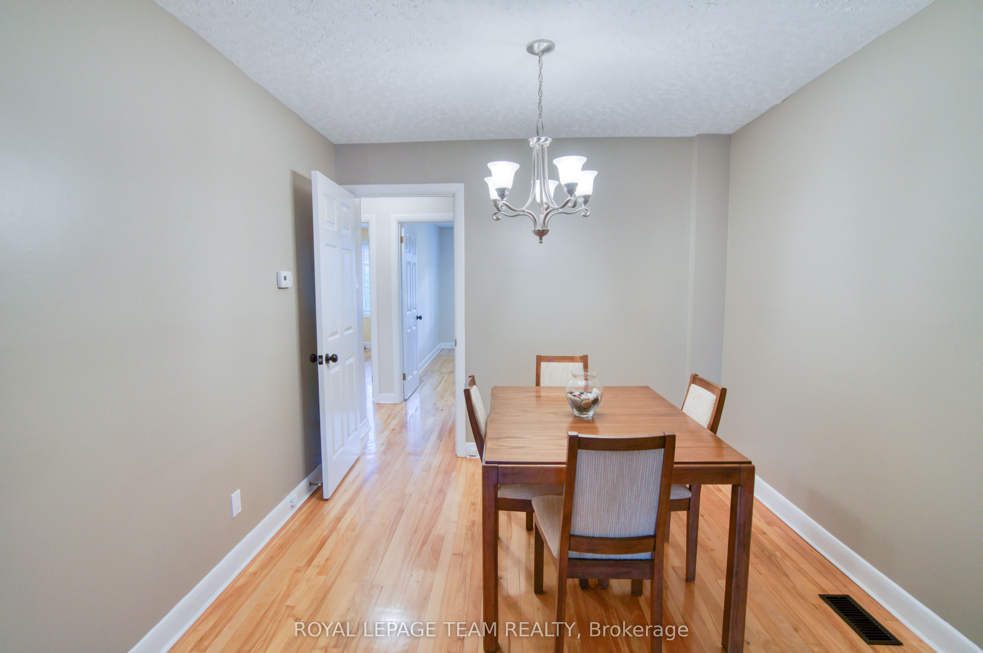 1072 Aldea Avenue Property Photo 7