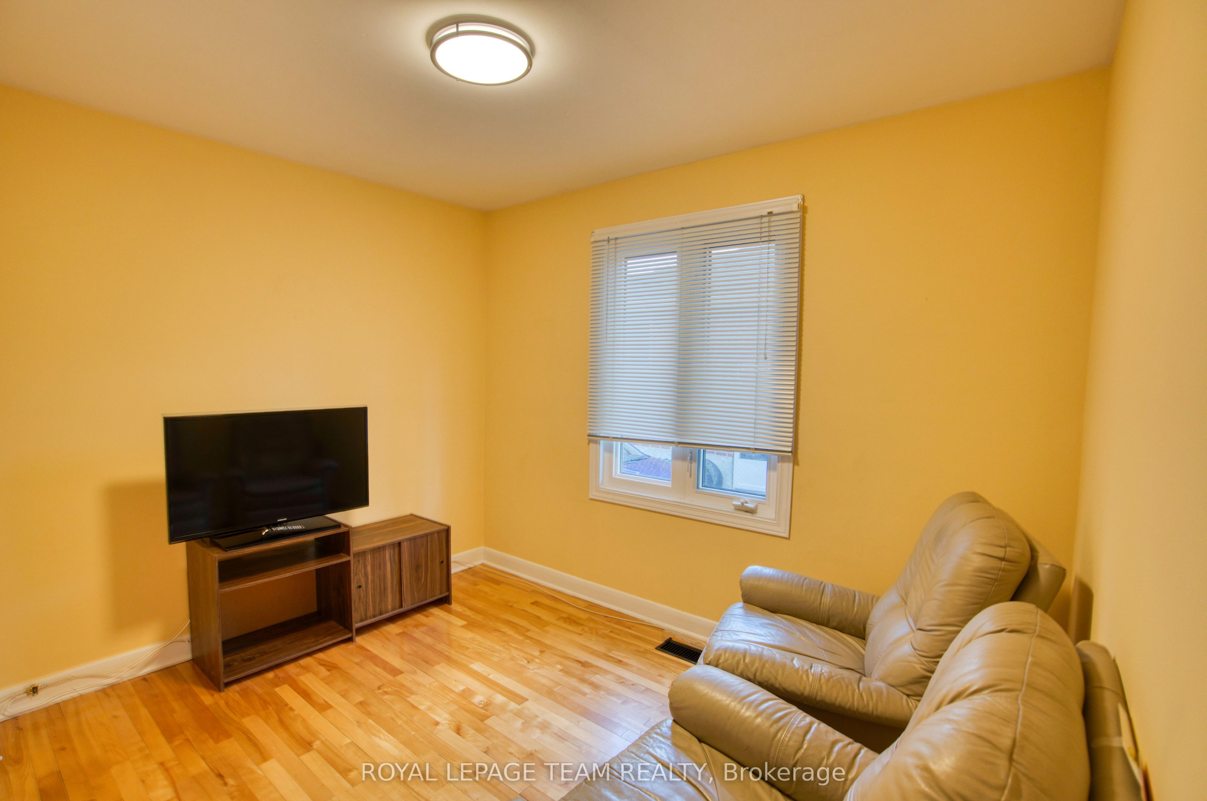 1072 Aldea Avenue Property Photo 11