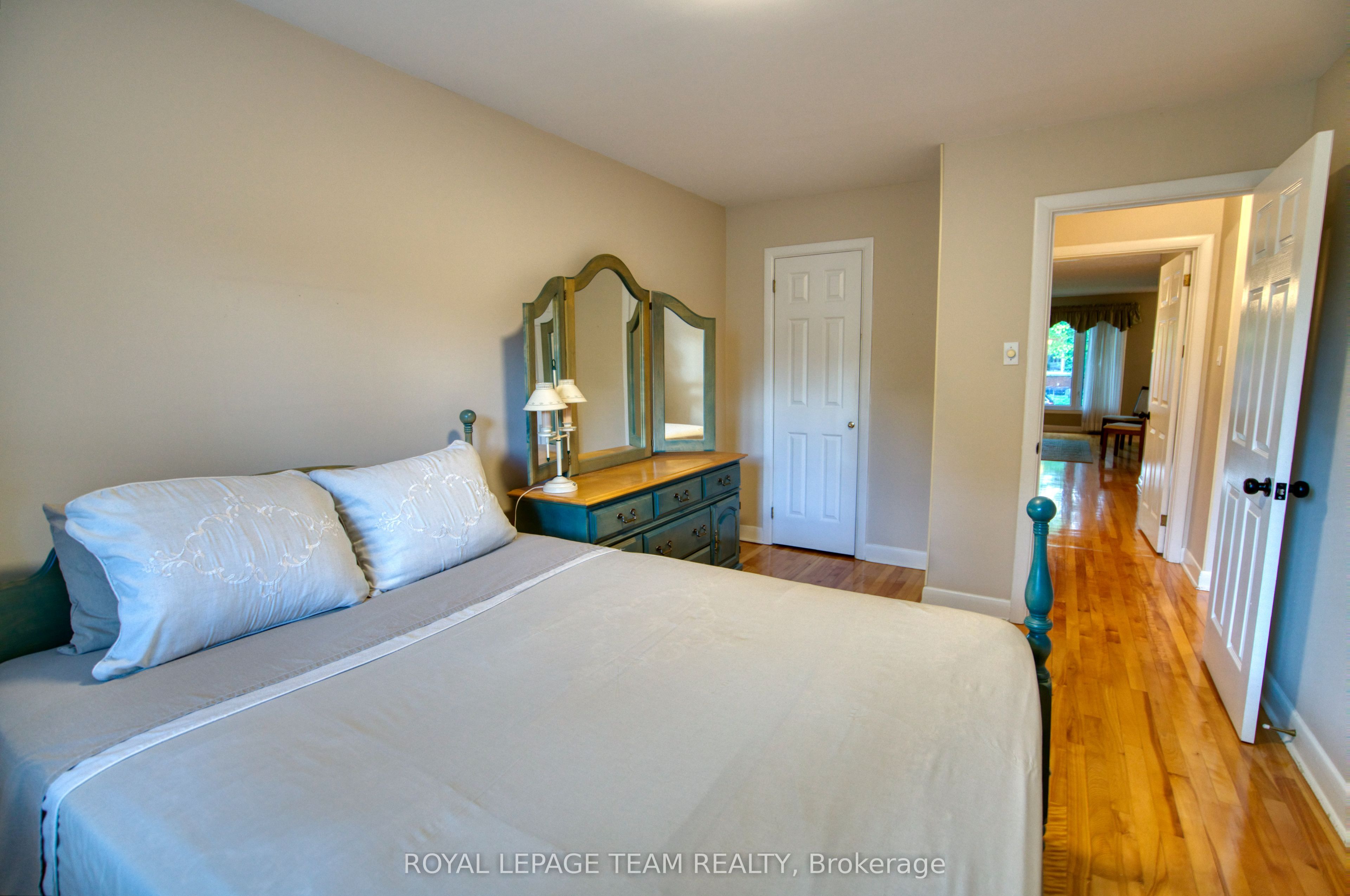 1072 Aldea Avenue Property Photo 13