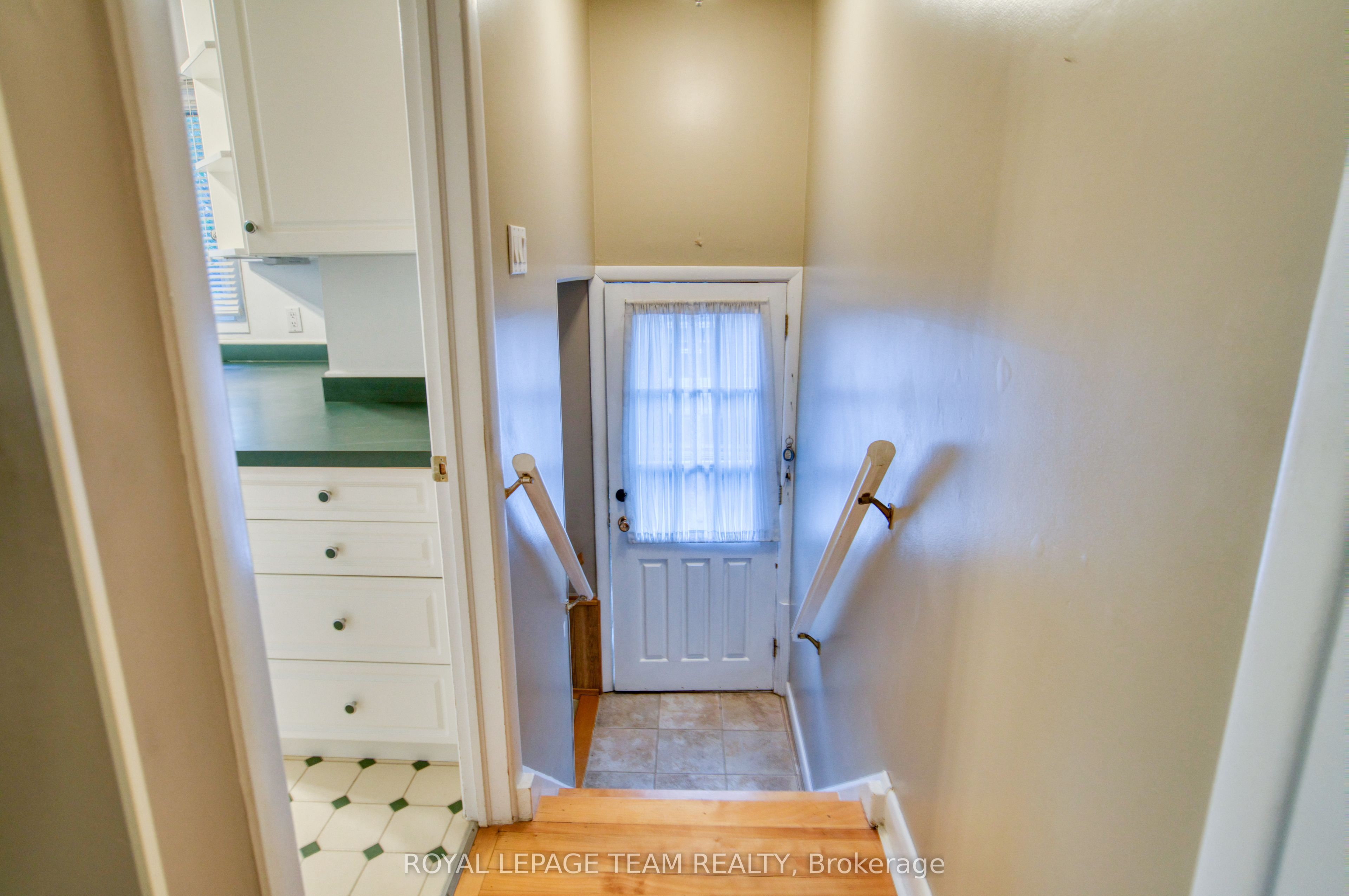 1072 Aldea Avenue Property Photo 17