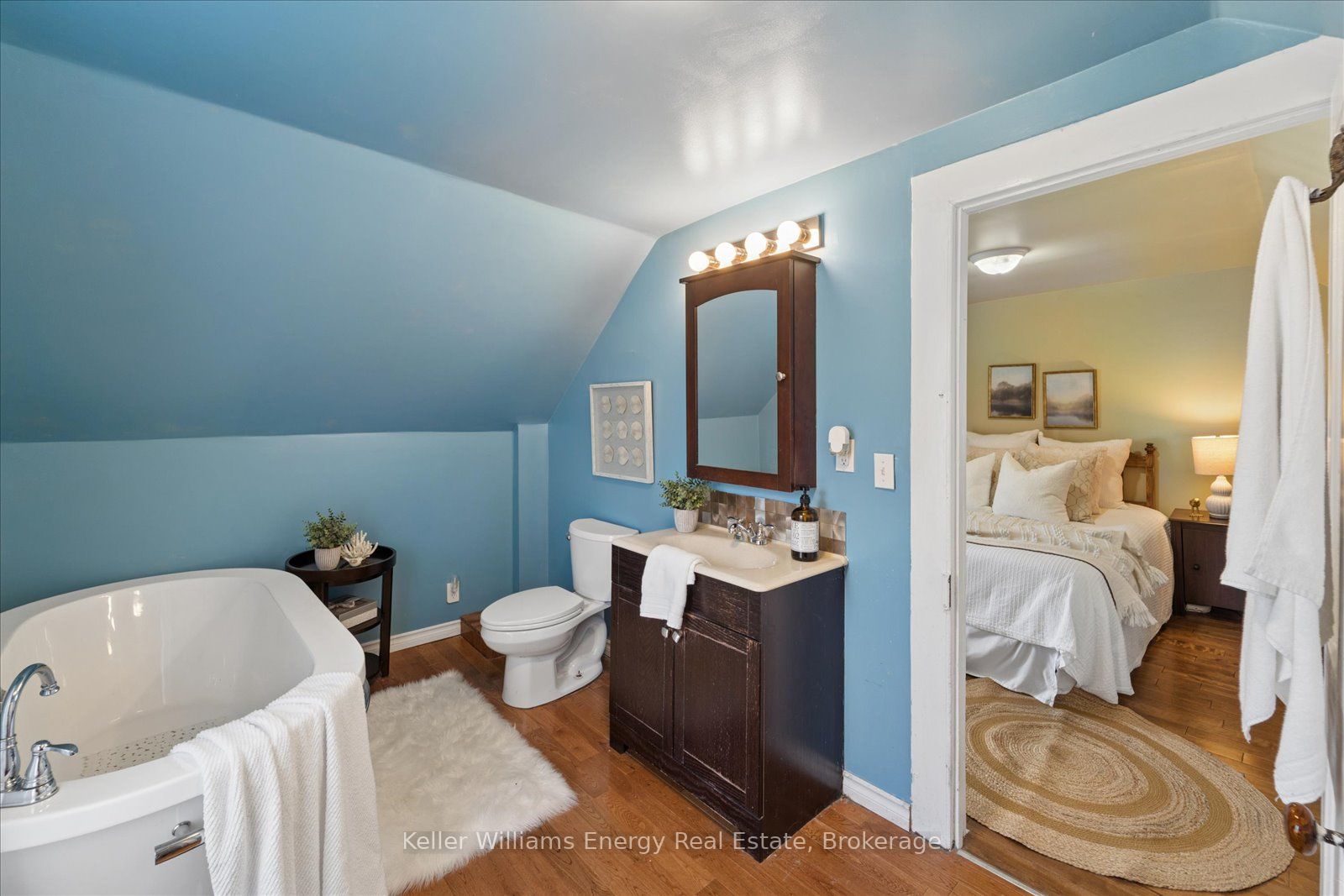 325 Ball Street Property Photo 28