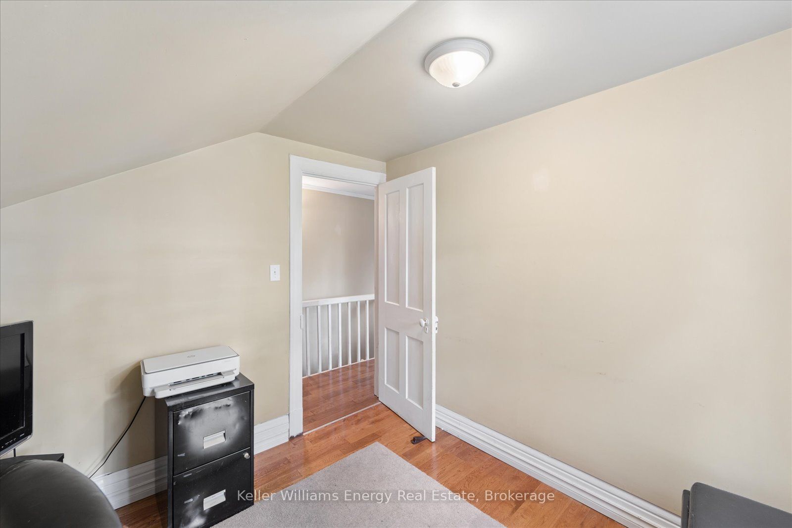 325 Ball Street Property Photo 30