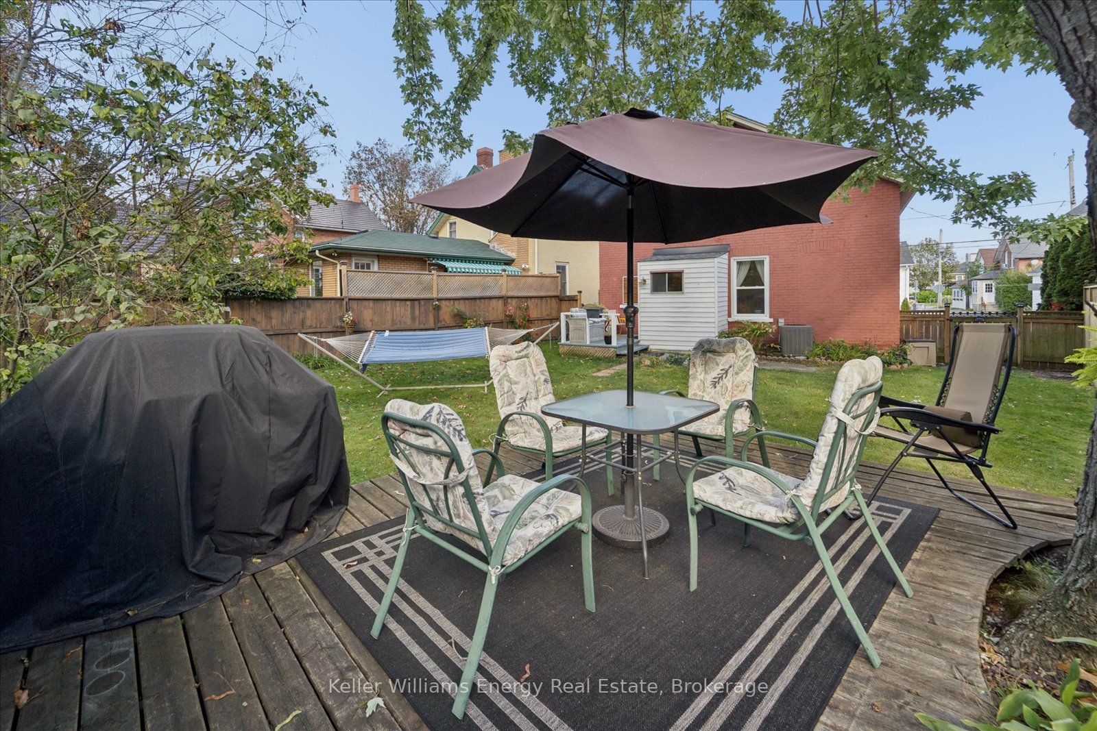 325 Ball Street Property Photo 39