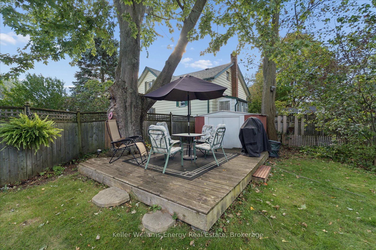 325 Ball Street Property Photo 41