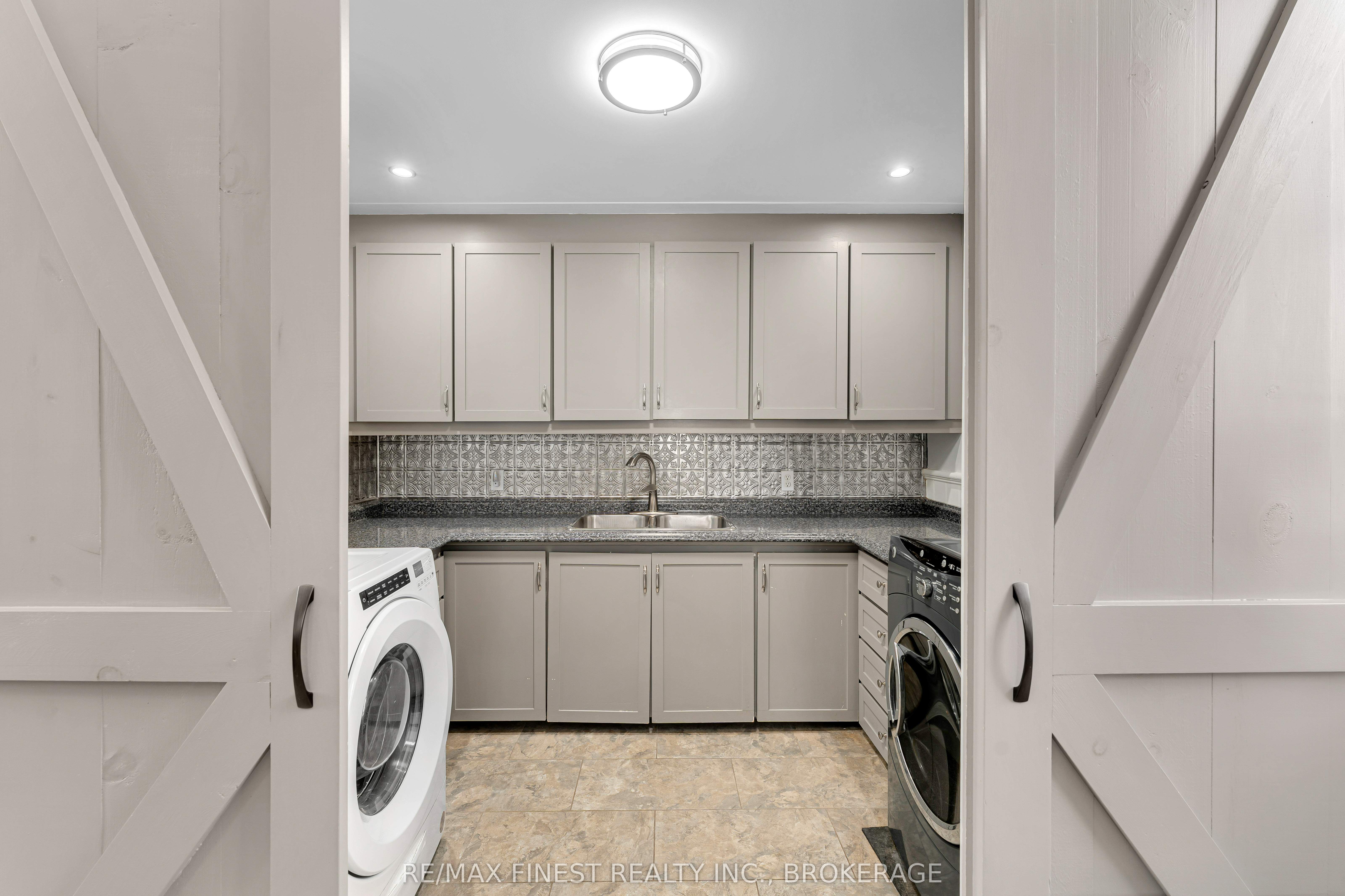 89 Finlay Street Property Photo 23
