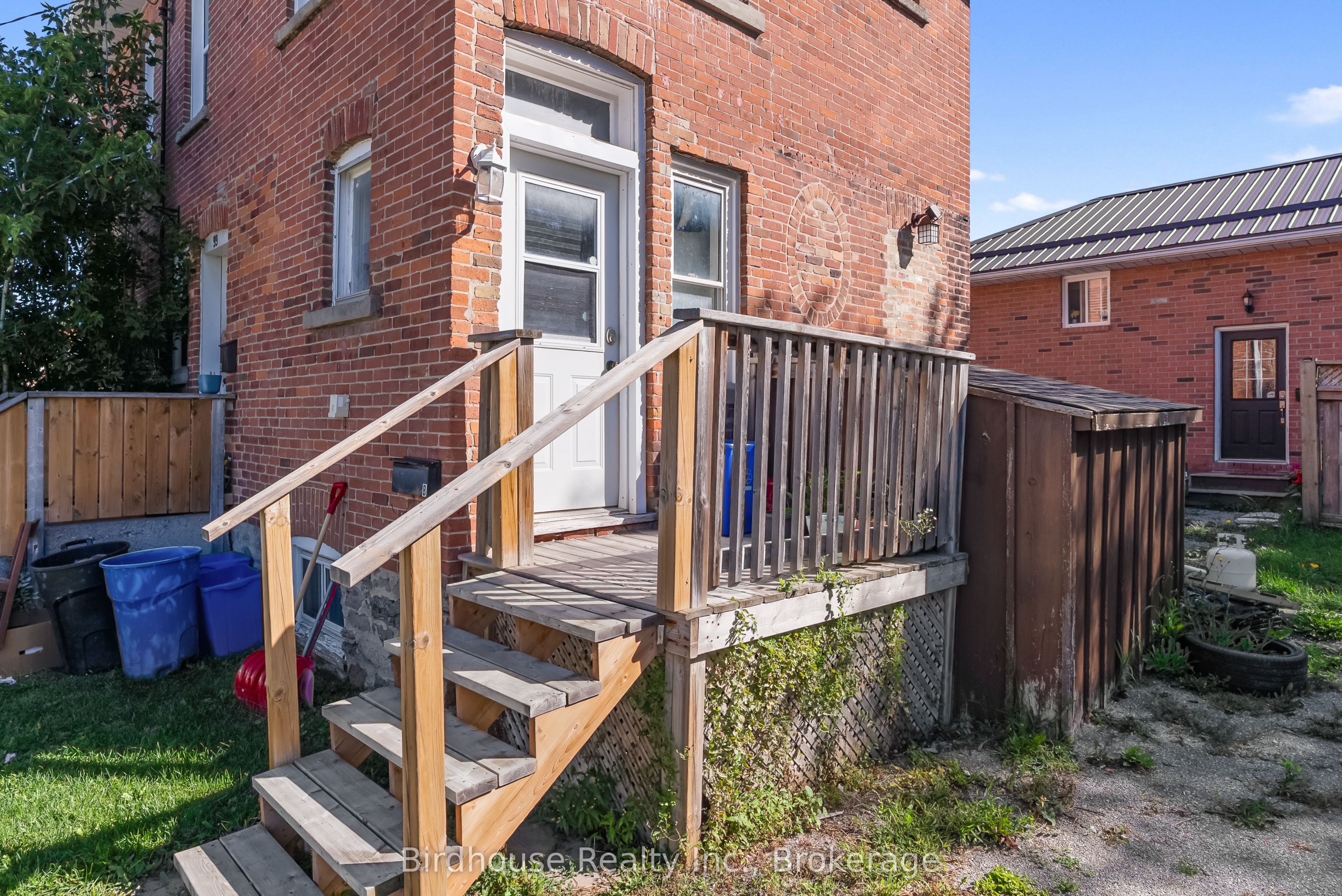 99 Durham Street W Property Photo 17