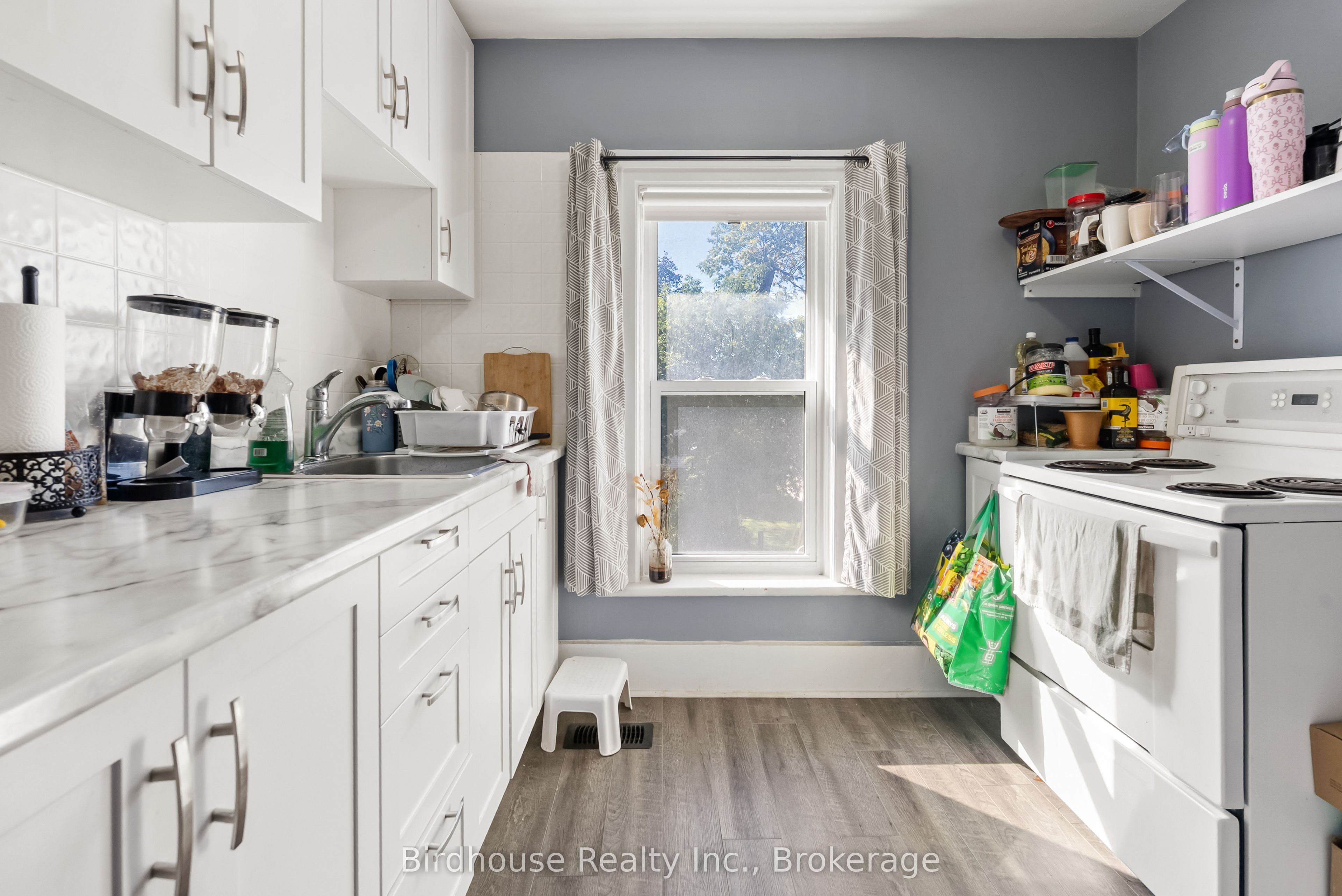 99 Durham Street W Property Photo 21