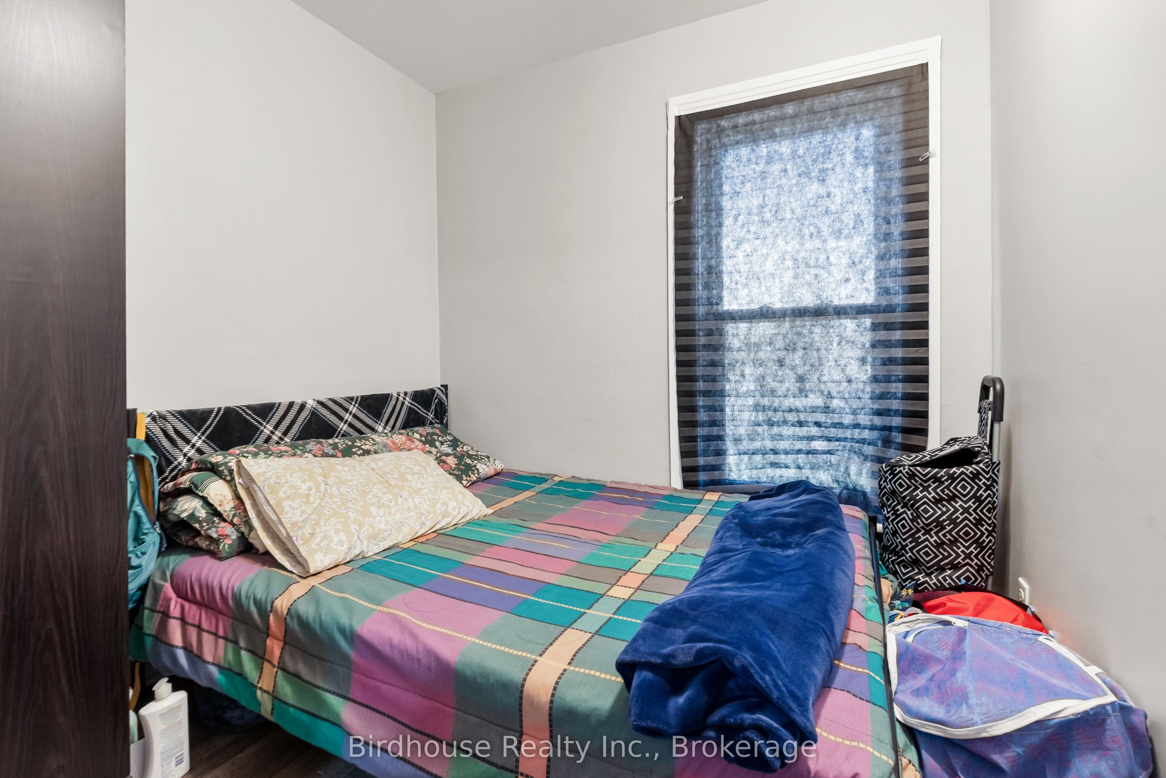 99 Durham Street W Property Photo 27