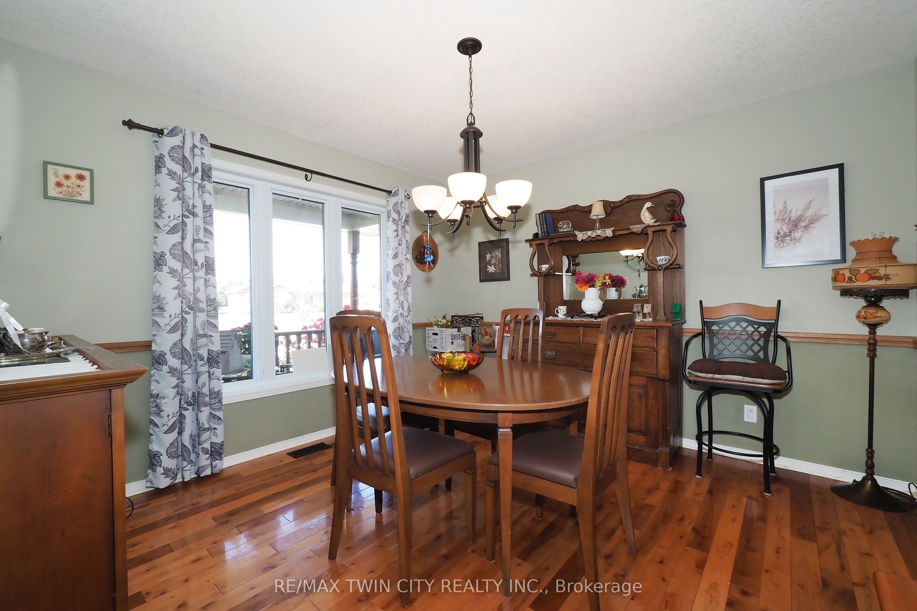 30 Nesbitt Street Property Photo 17