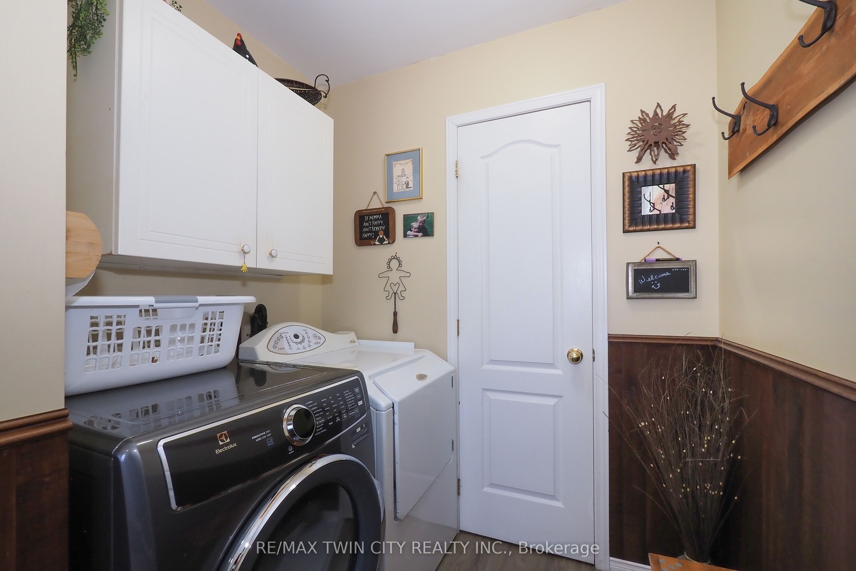 30 Nesbitt Street Property Photo 27