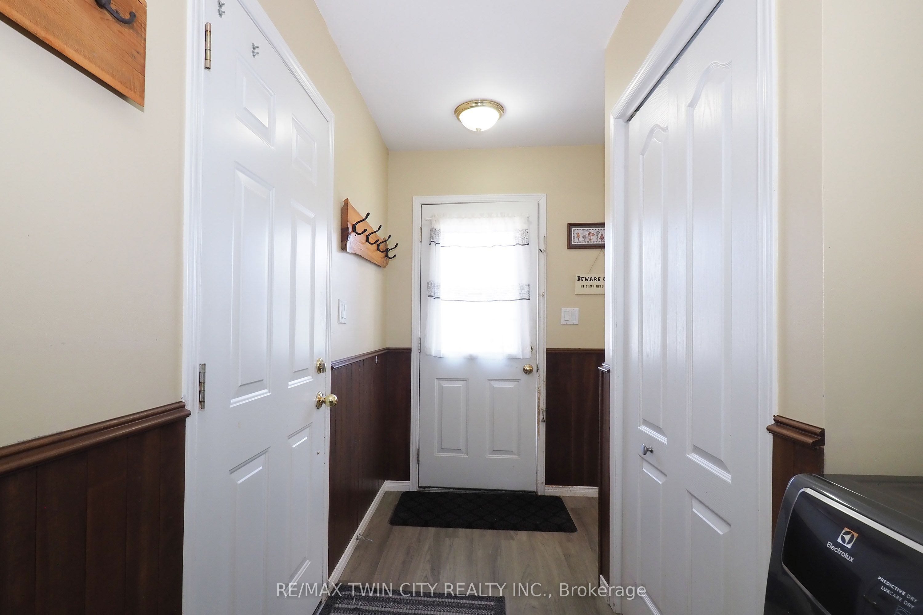 30 Nesbitt Street Property Photo 29