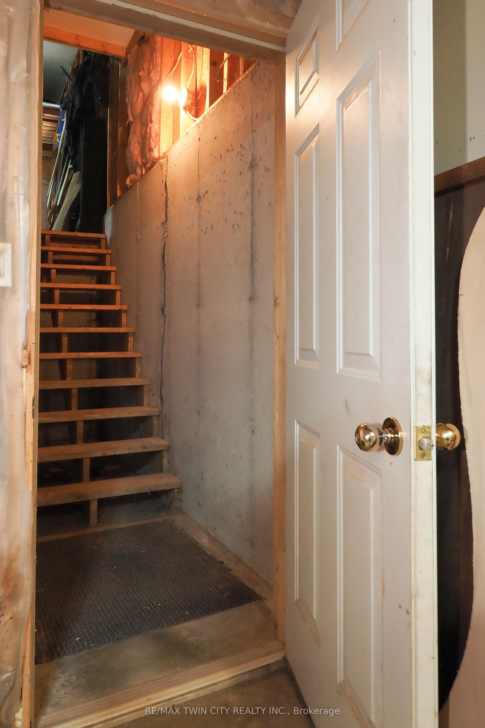 30 Nesbitt Street Property Photo 37