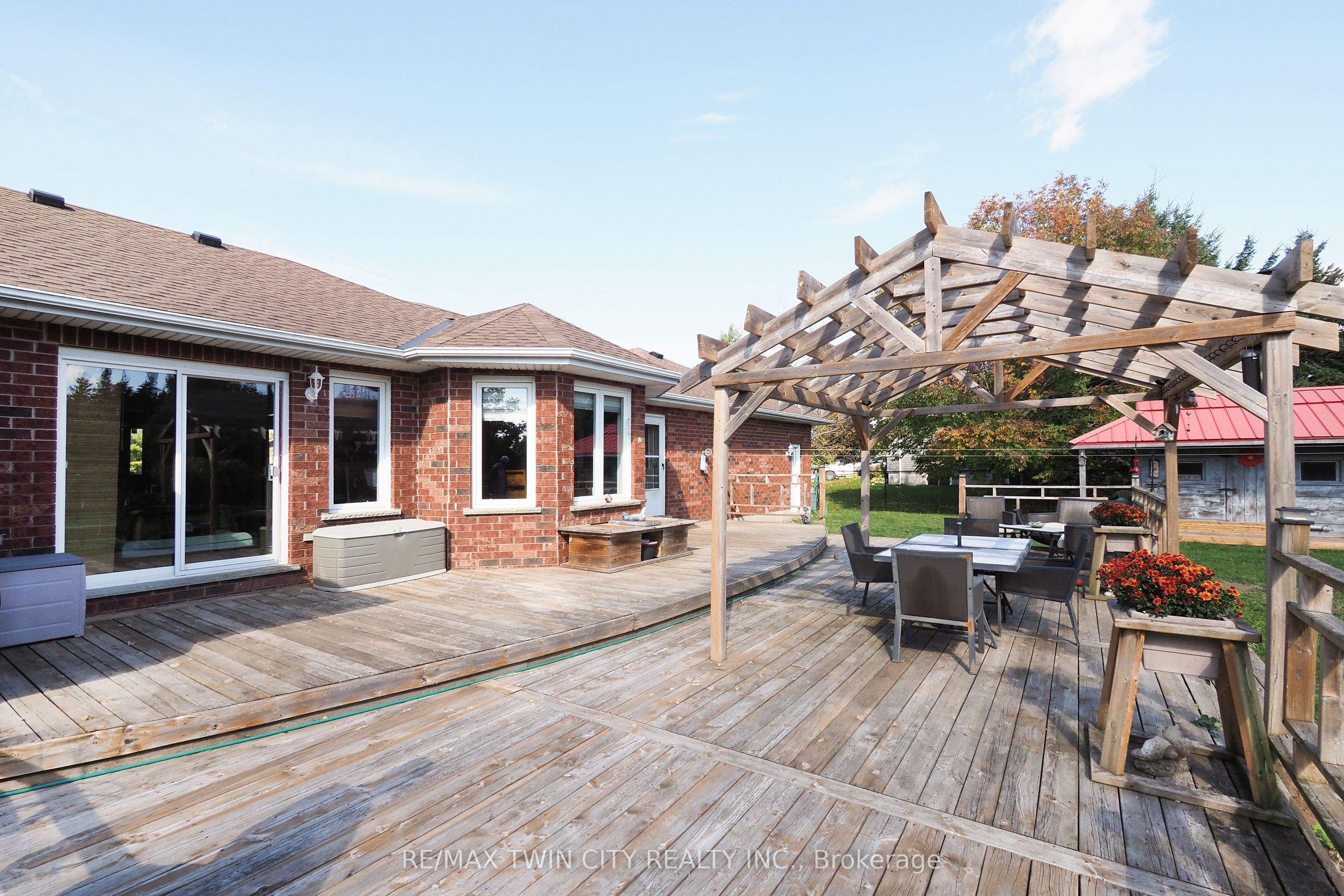 30 Nesbitt Street Property Photo 43