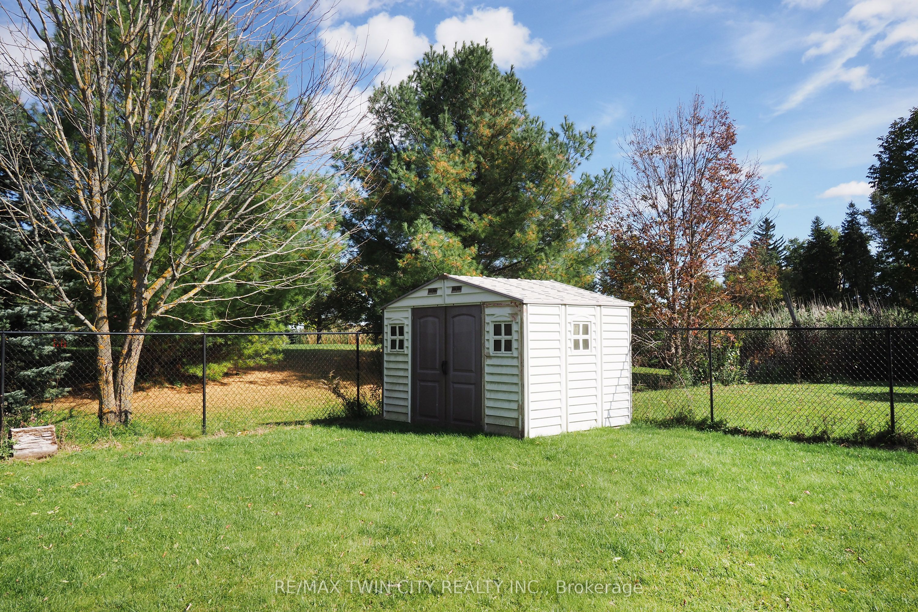 30 Nesbitt Street Property Photo 46