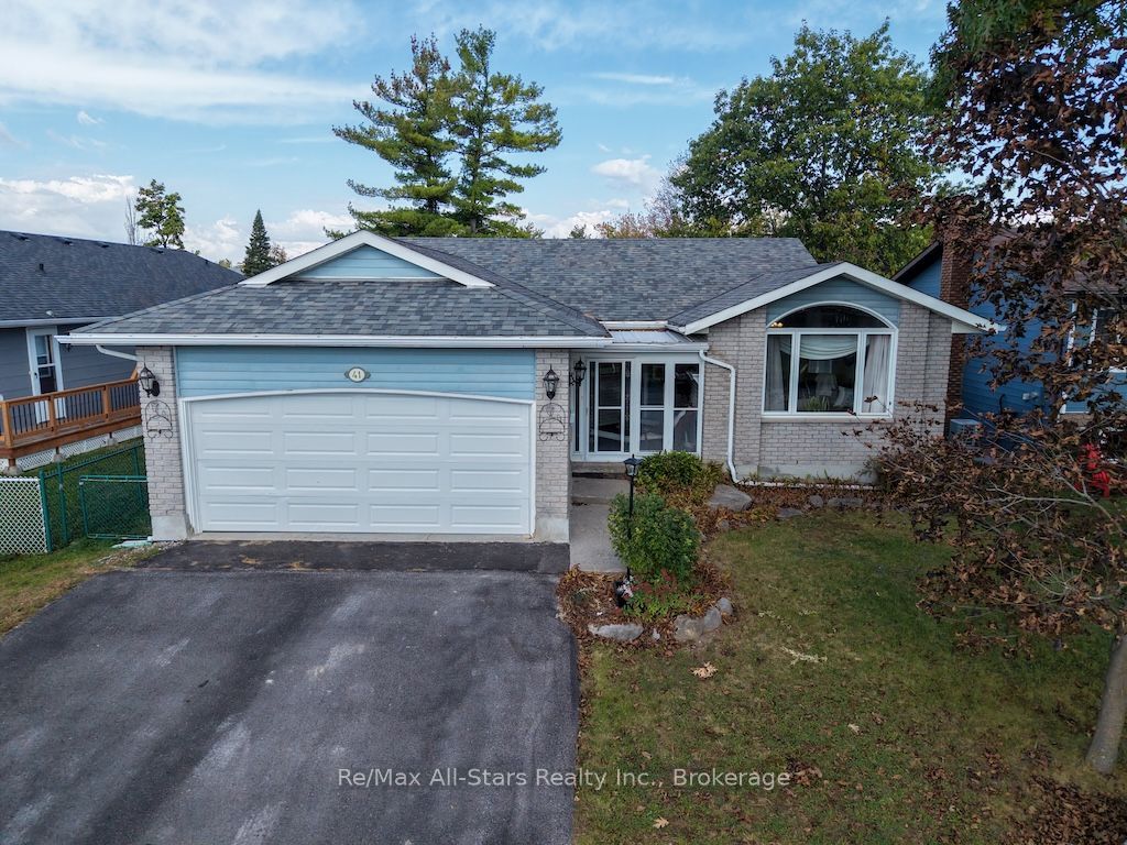 41 Cedartree Lane Property Photo 1