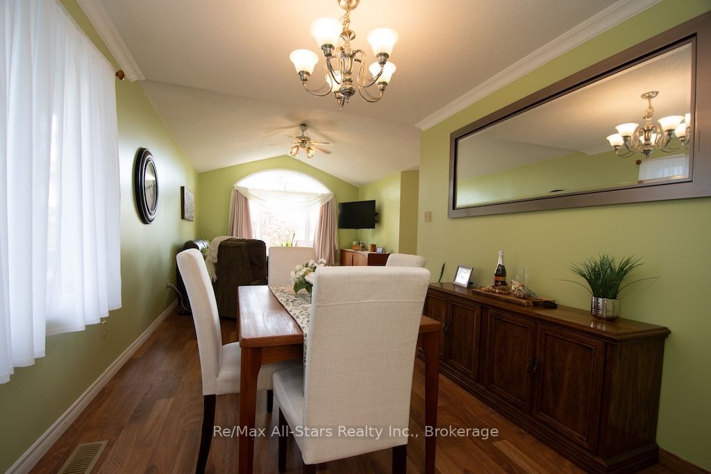 41 Cedartree Lane Property Photo 13