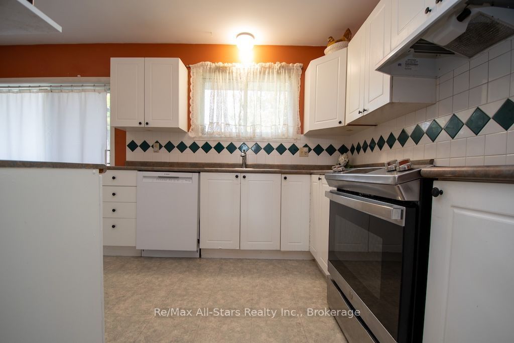 41 Cedartree Lane Property Photo 16