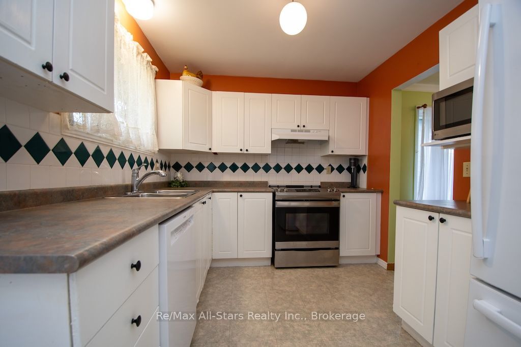 41 Cedartree Lane Property Photo 17