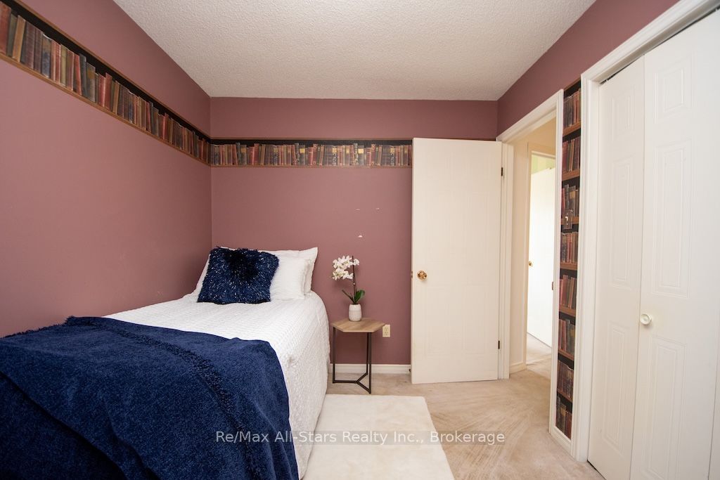 41 Cedartree Lane Property Photo 23