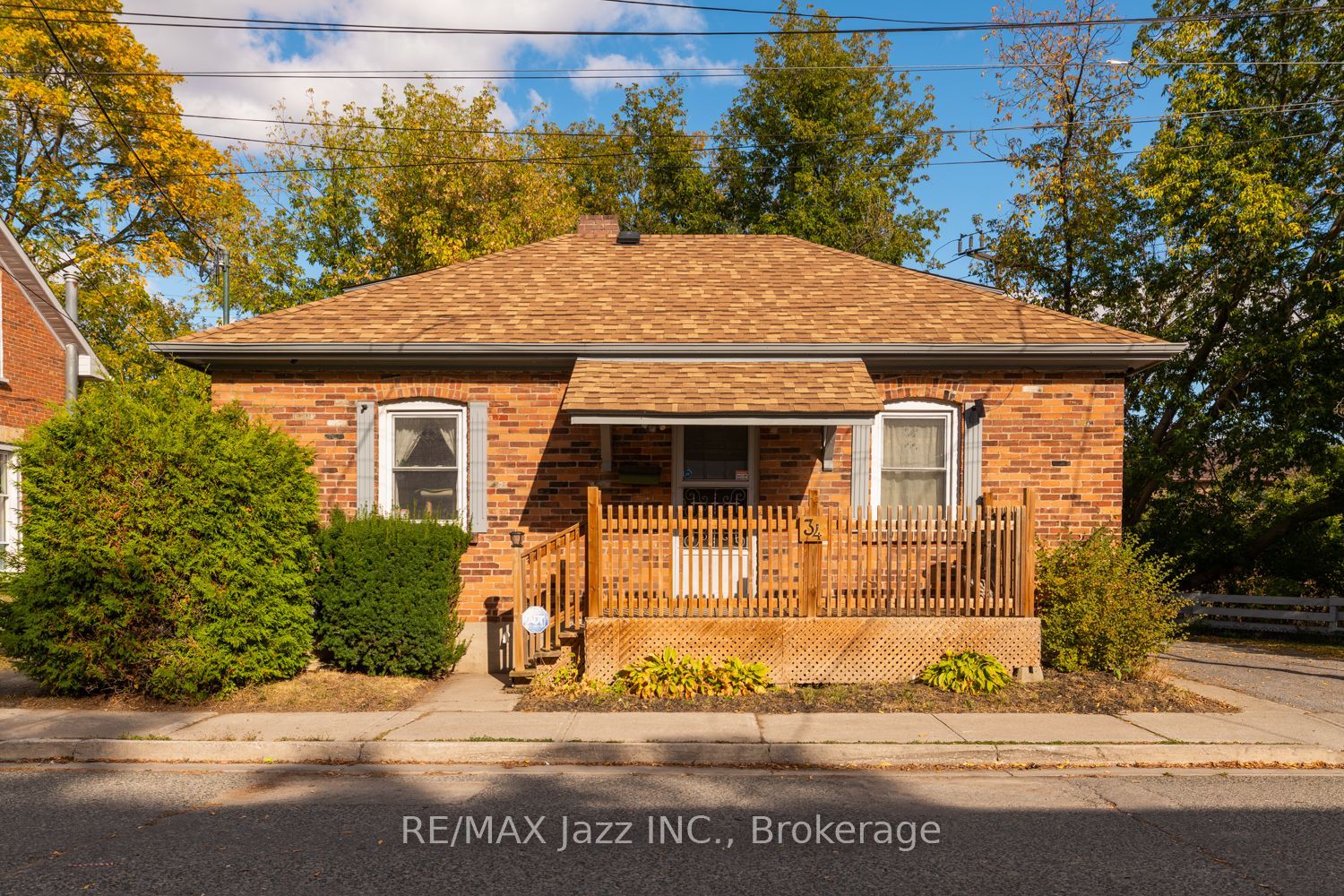 34 Jackson Avenue Property Photo 1