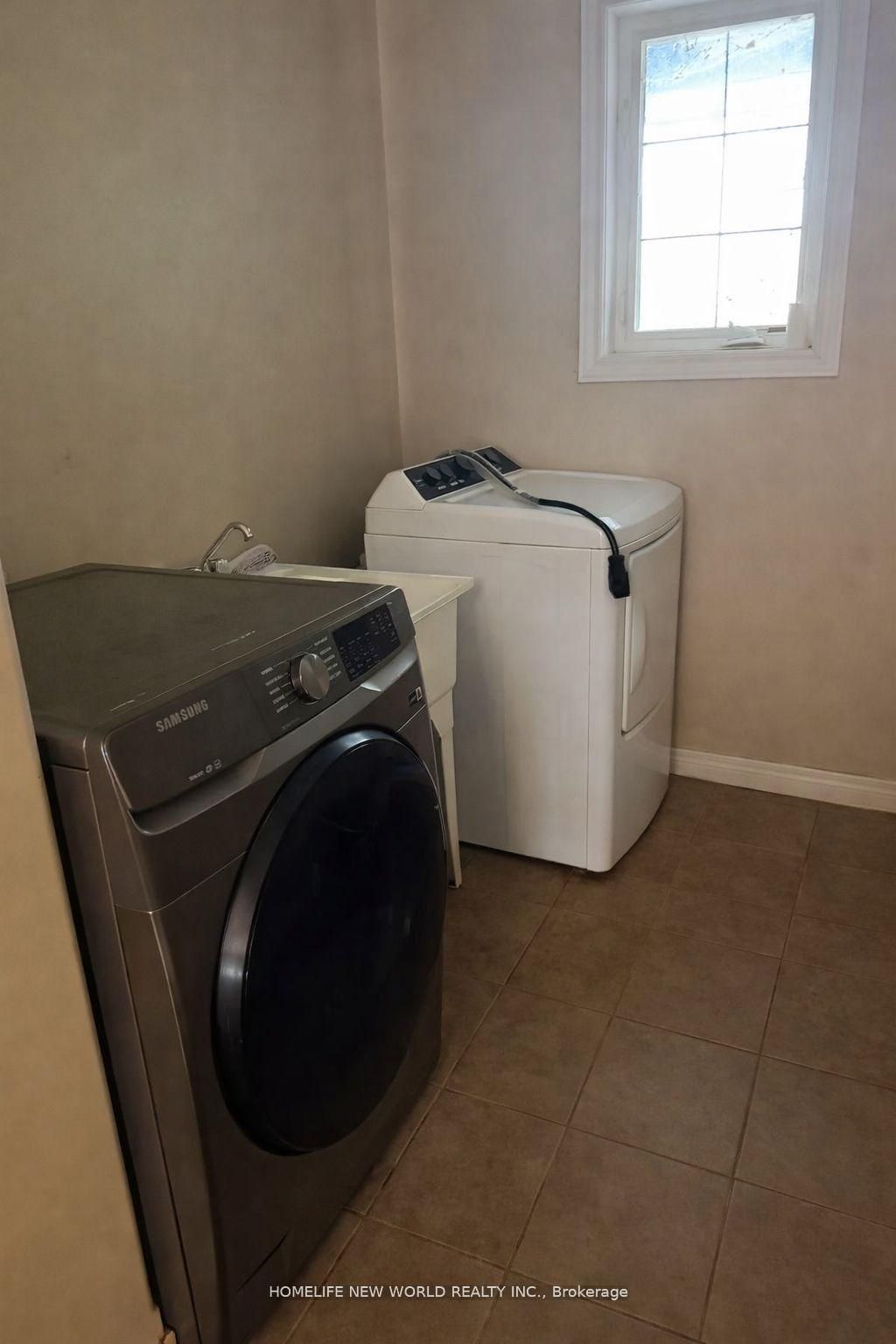 1510 On-3 Property Photo 25