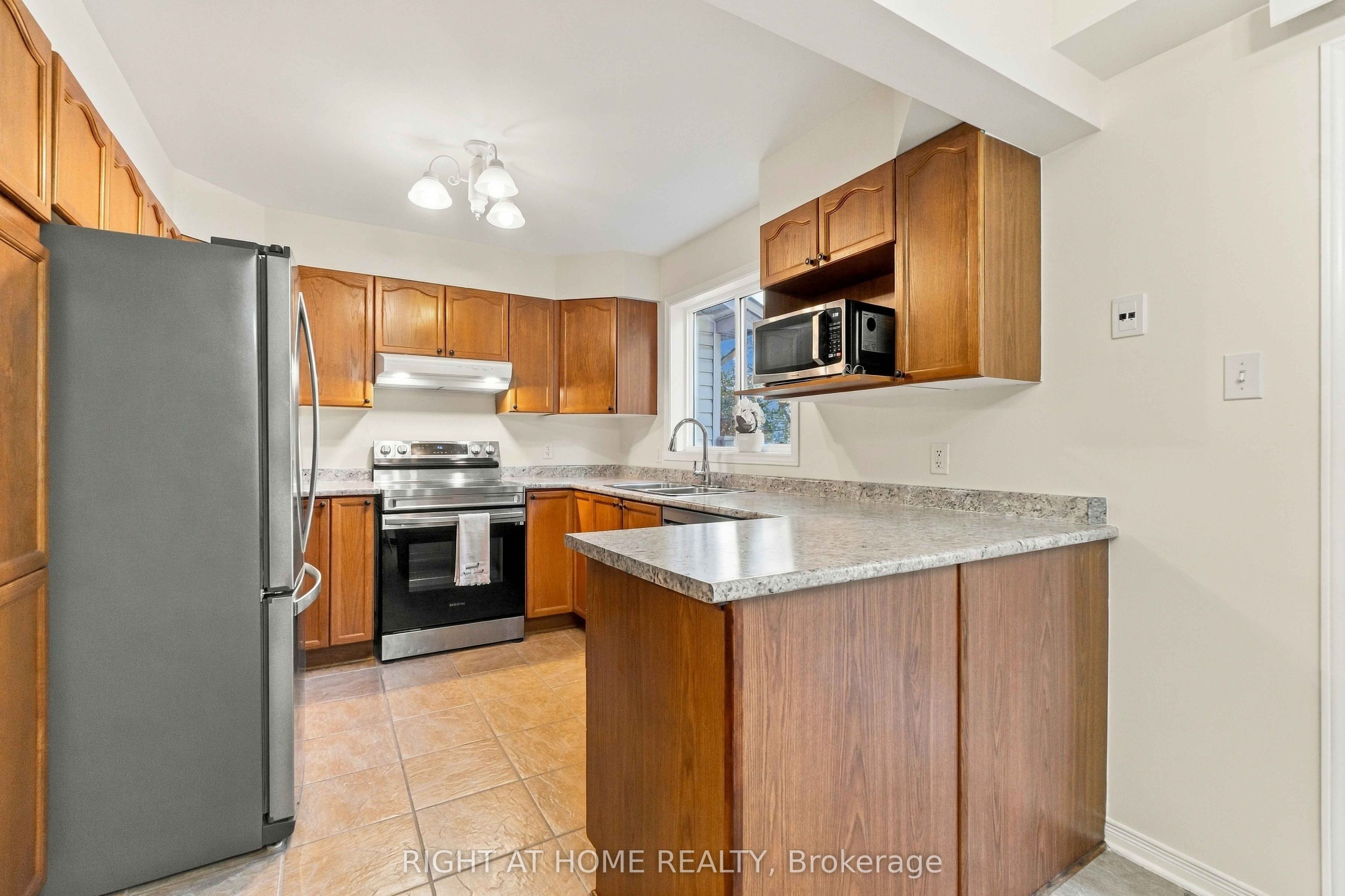 161 Kinross Private Property Photo 11