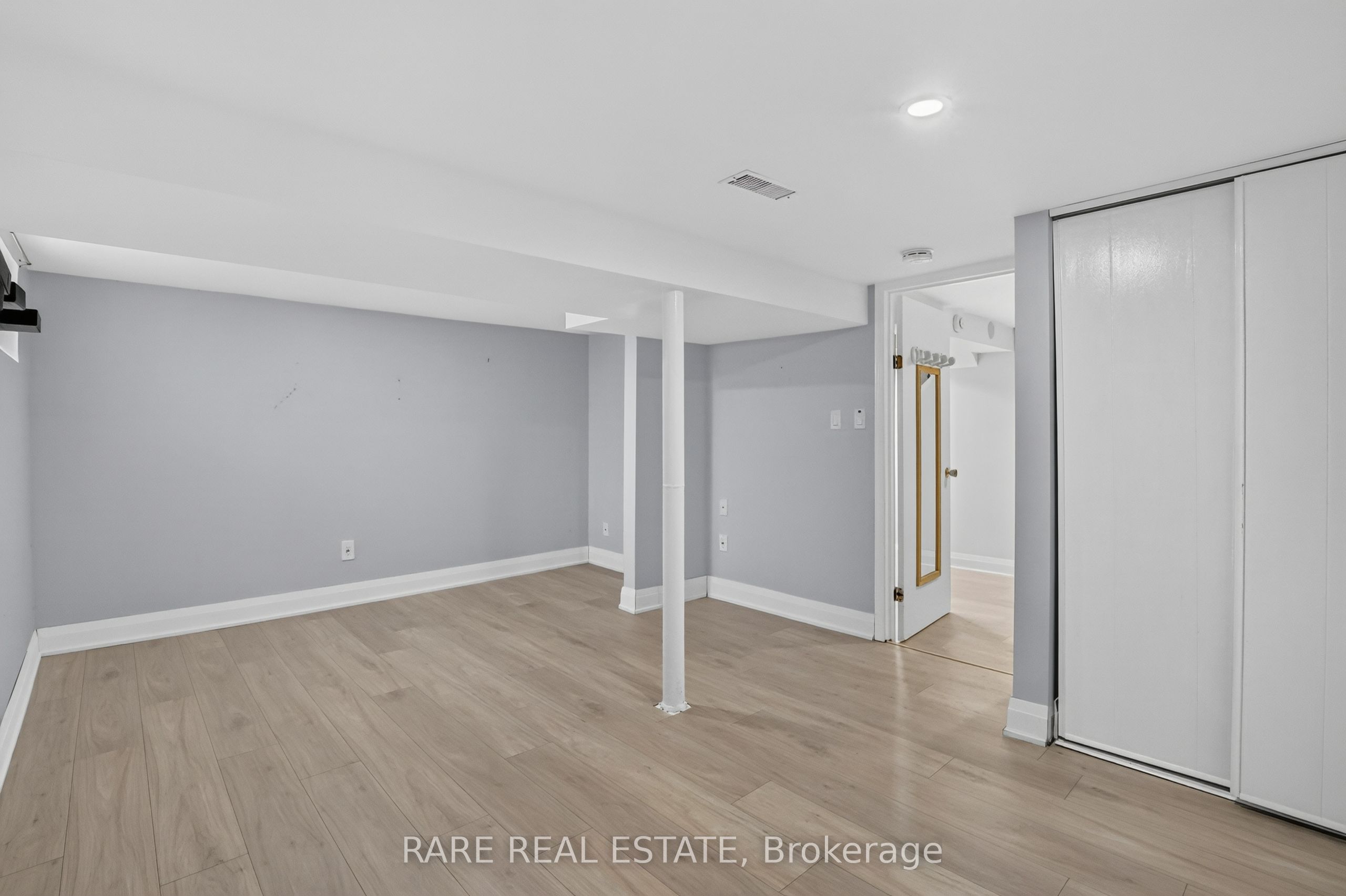 27 Carleton Boulevard Property Photo 39