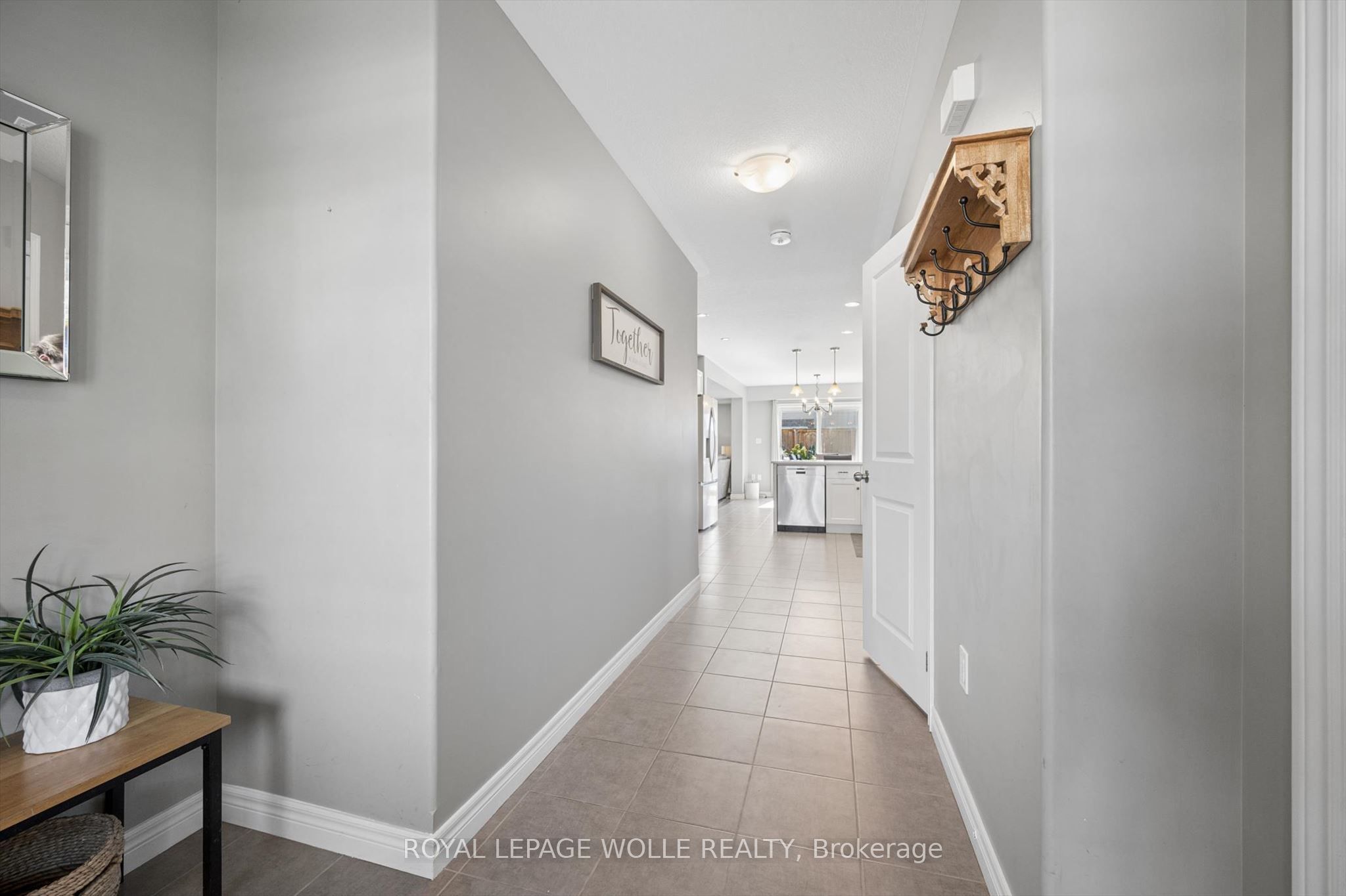 75 Isaac Street Property Photo 5