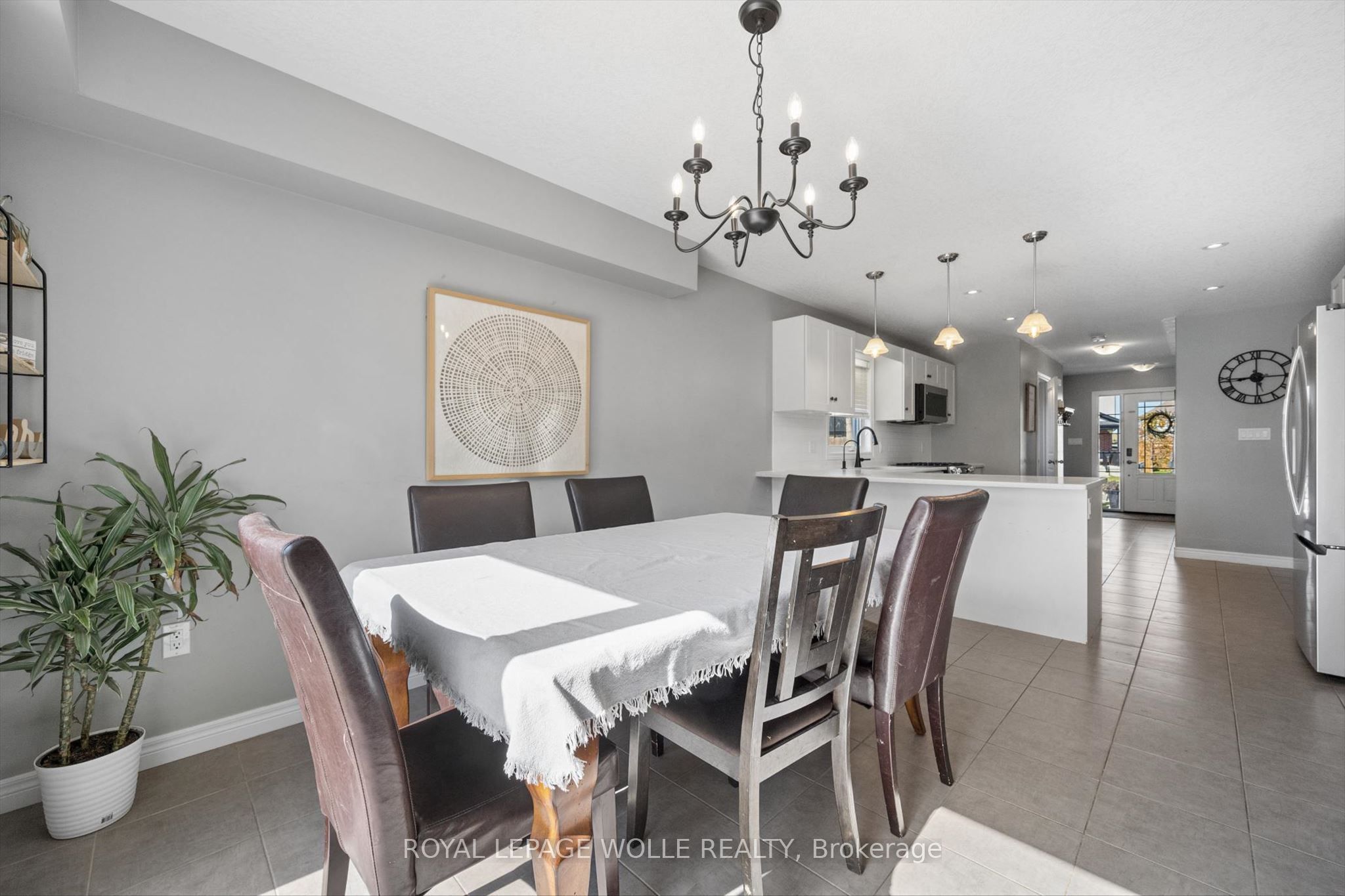 75 Isaac Street Property Photo 12