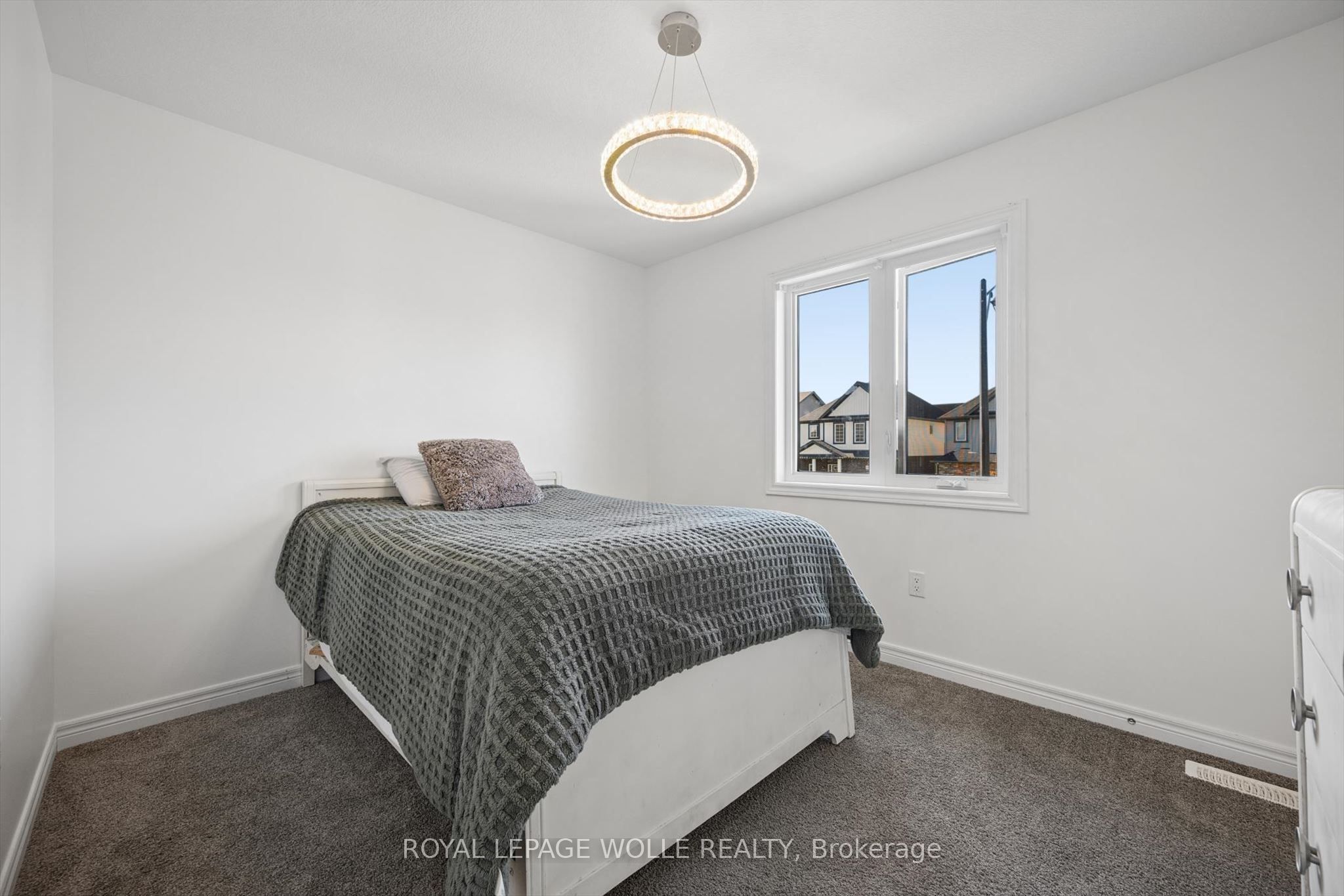 75 Isaac Street Property Photo 21