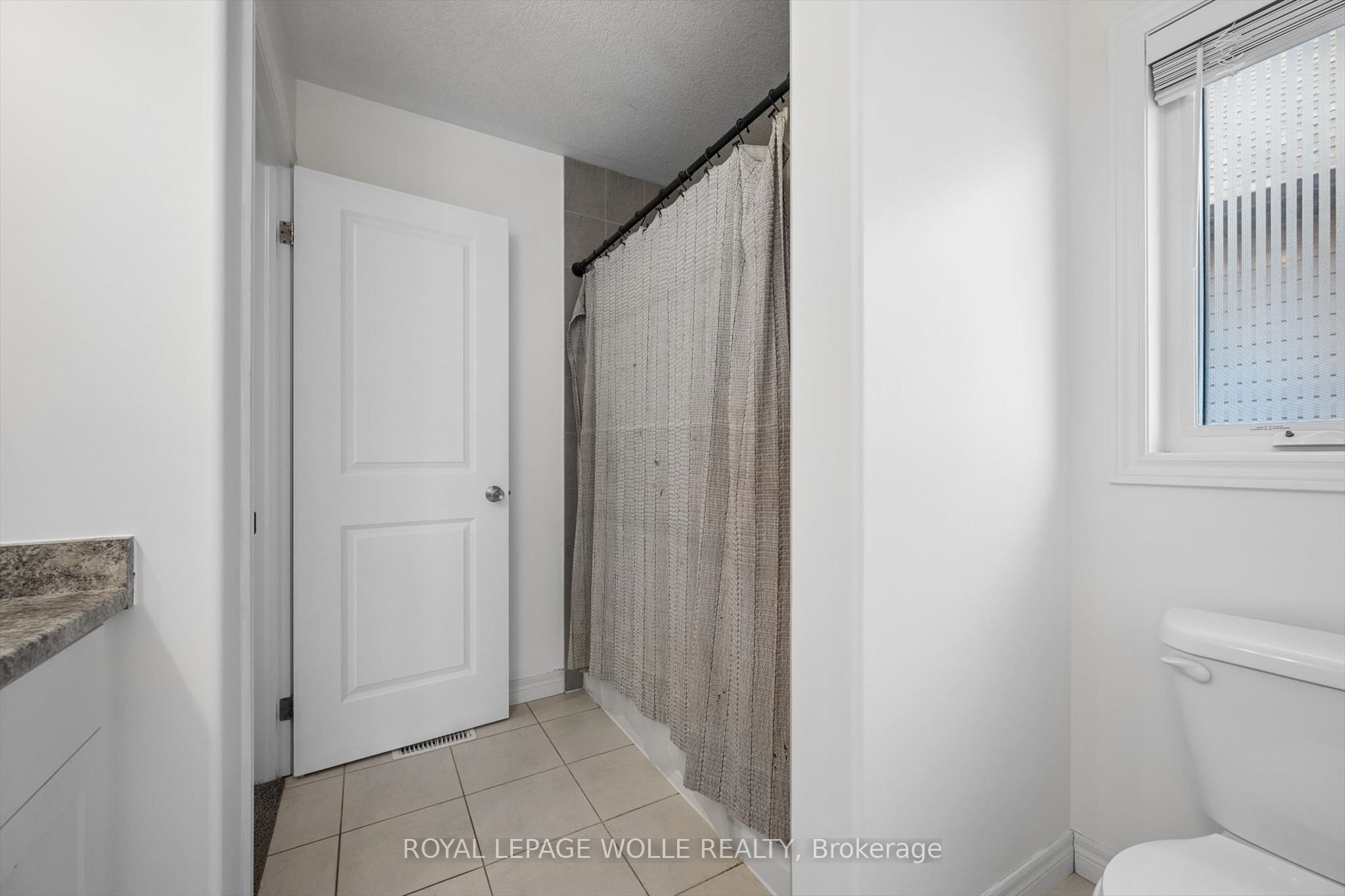 75 Isaac Street Property Photo 28
