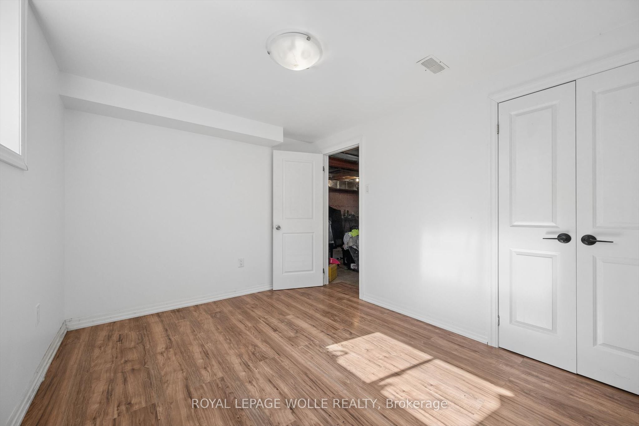 75 Isaac Street Property Photo 30