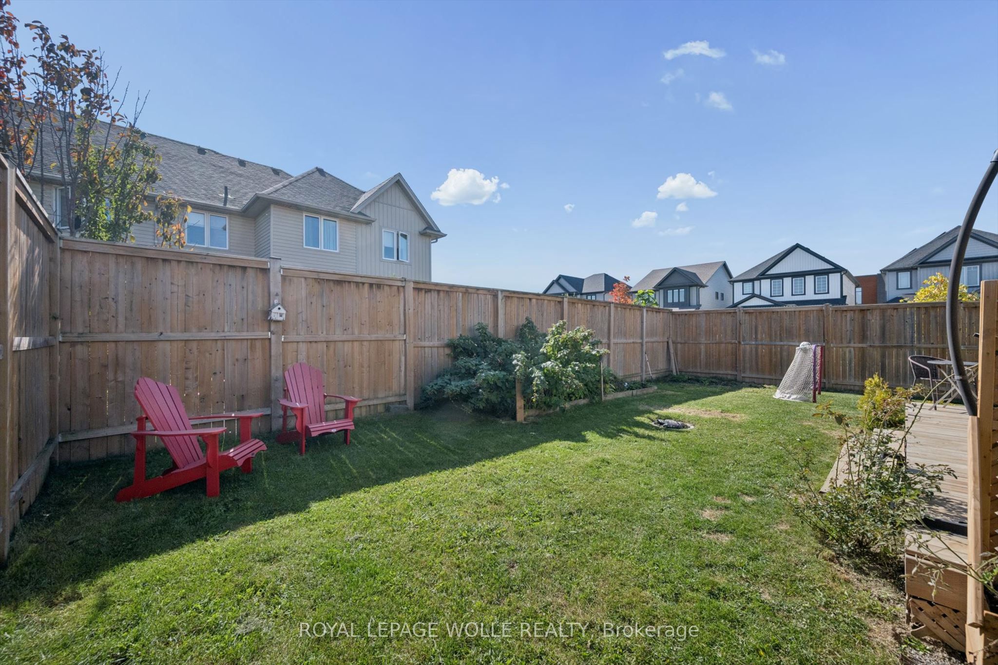 75 Isaac Street Property Photo 33