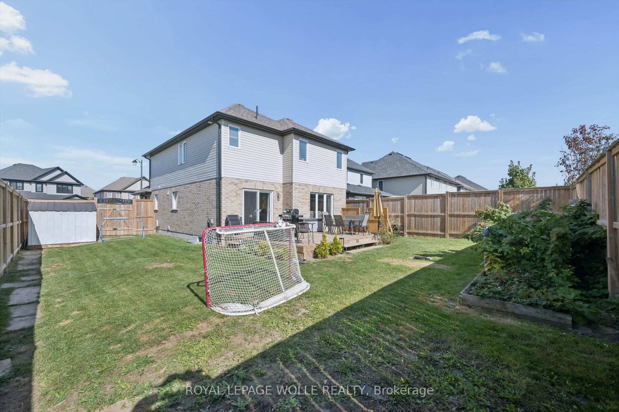 75 Isaac Street Property Photo 35