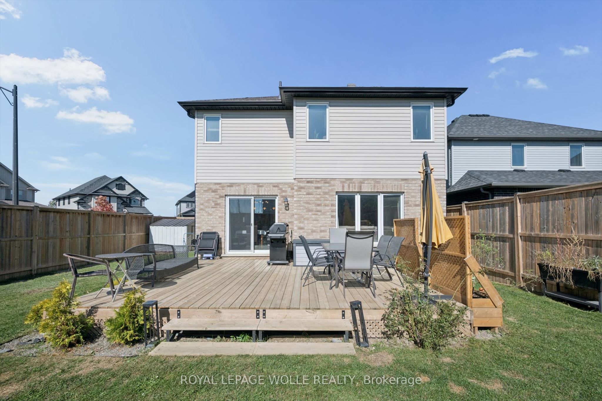 75 Isaac Street Property Photo 37