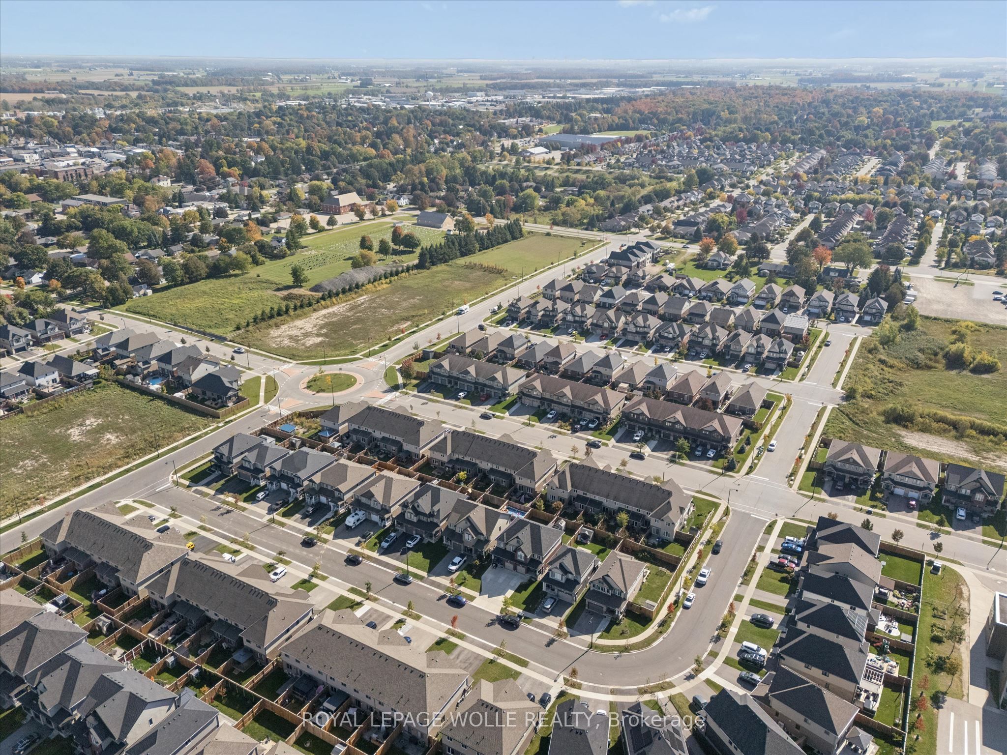 75 Isaac Street Property Photo 41