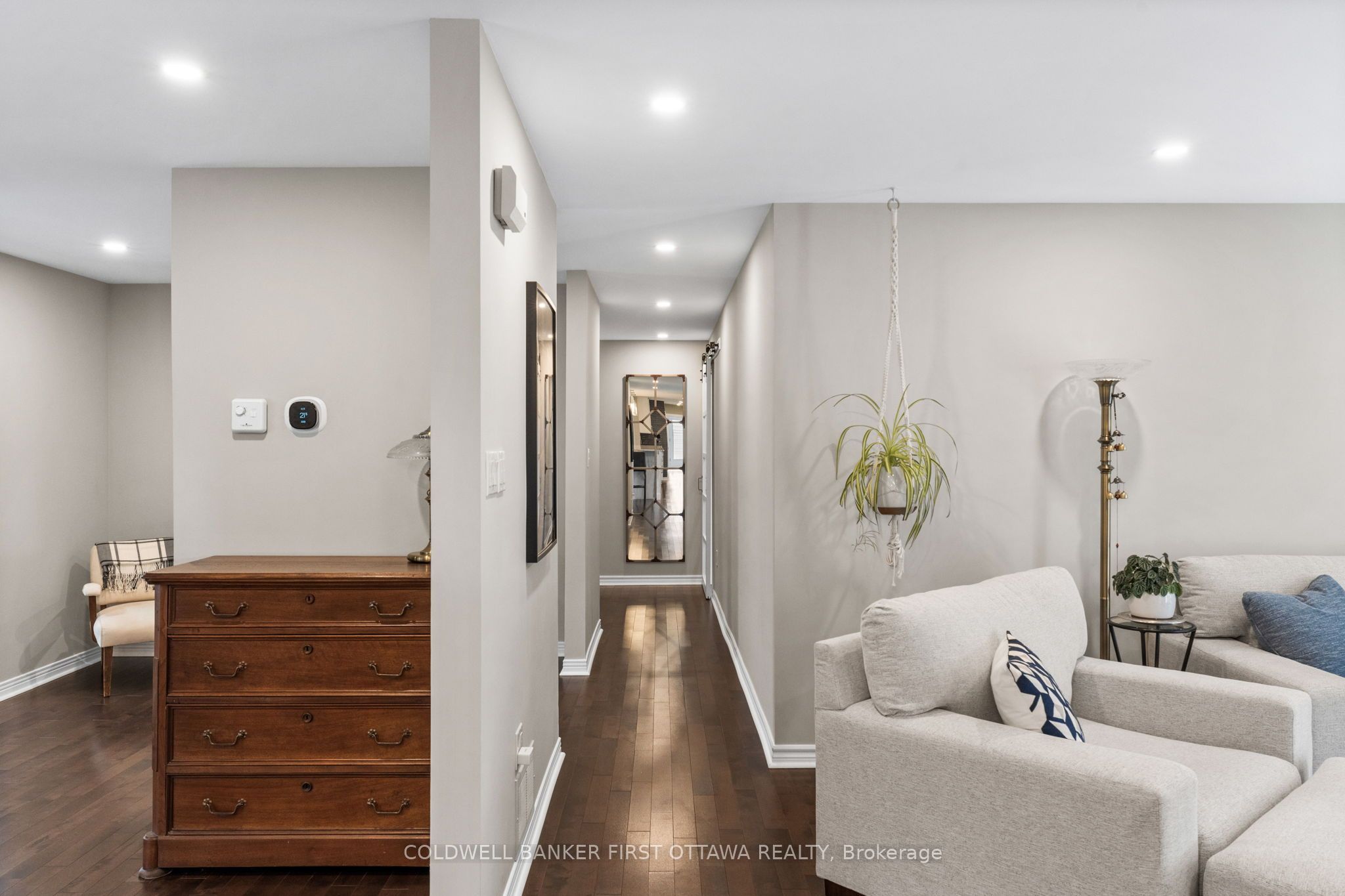 2435 River Road Property Photo 16