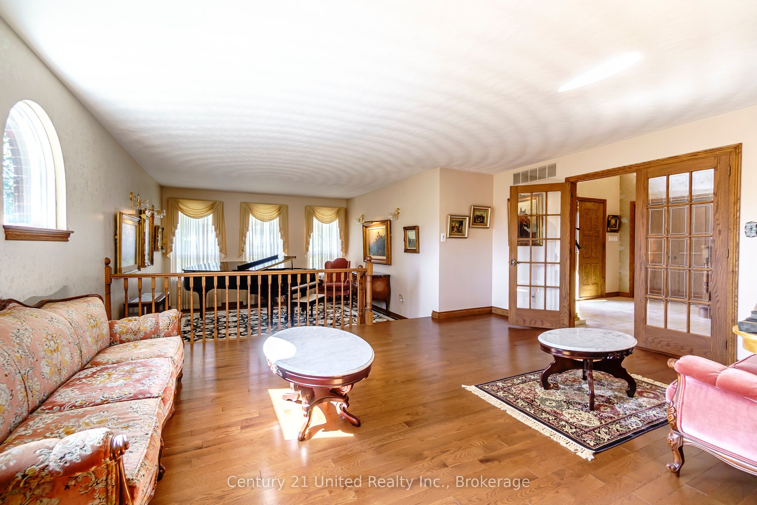 136 Wallis Drive Property Photo 8