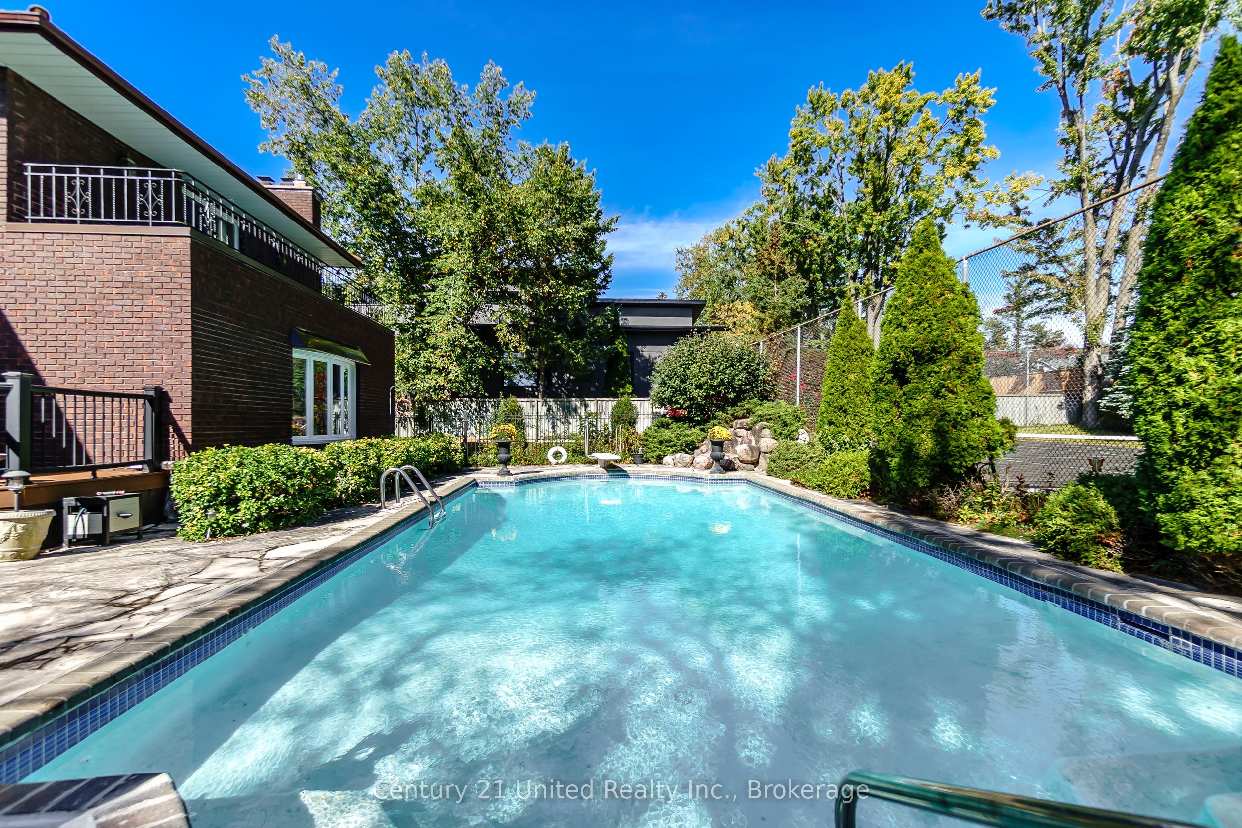 136 Wallis Drive Property Photo 43