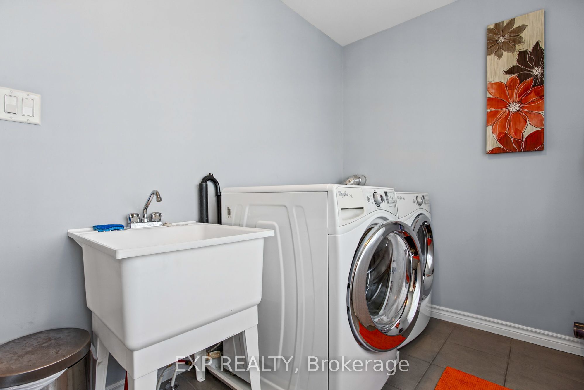 7 Lampman Drive Property Photo 16