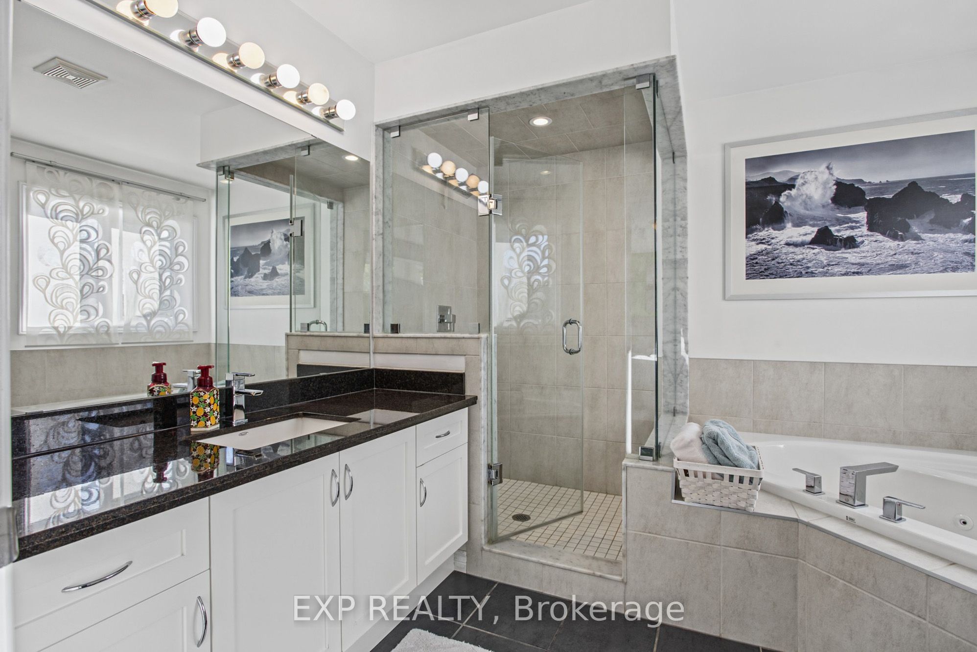 7 Lampman Drive Property Photo 24